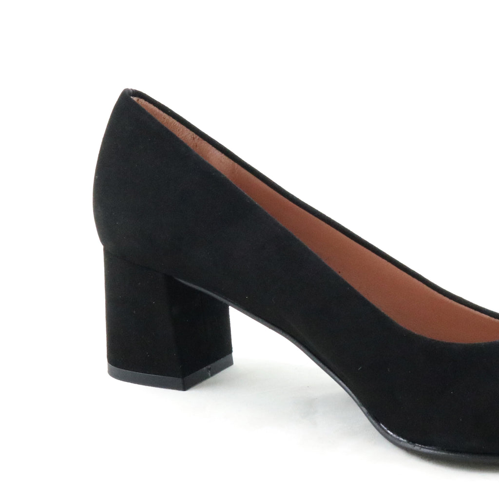 Salón con tacón ante negro 19500 de Joni - 19500-124-5.jpg