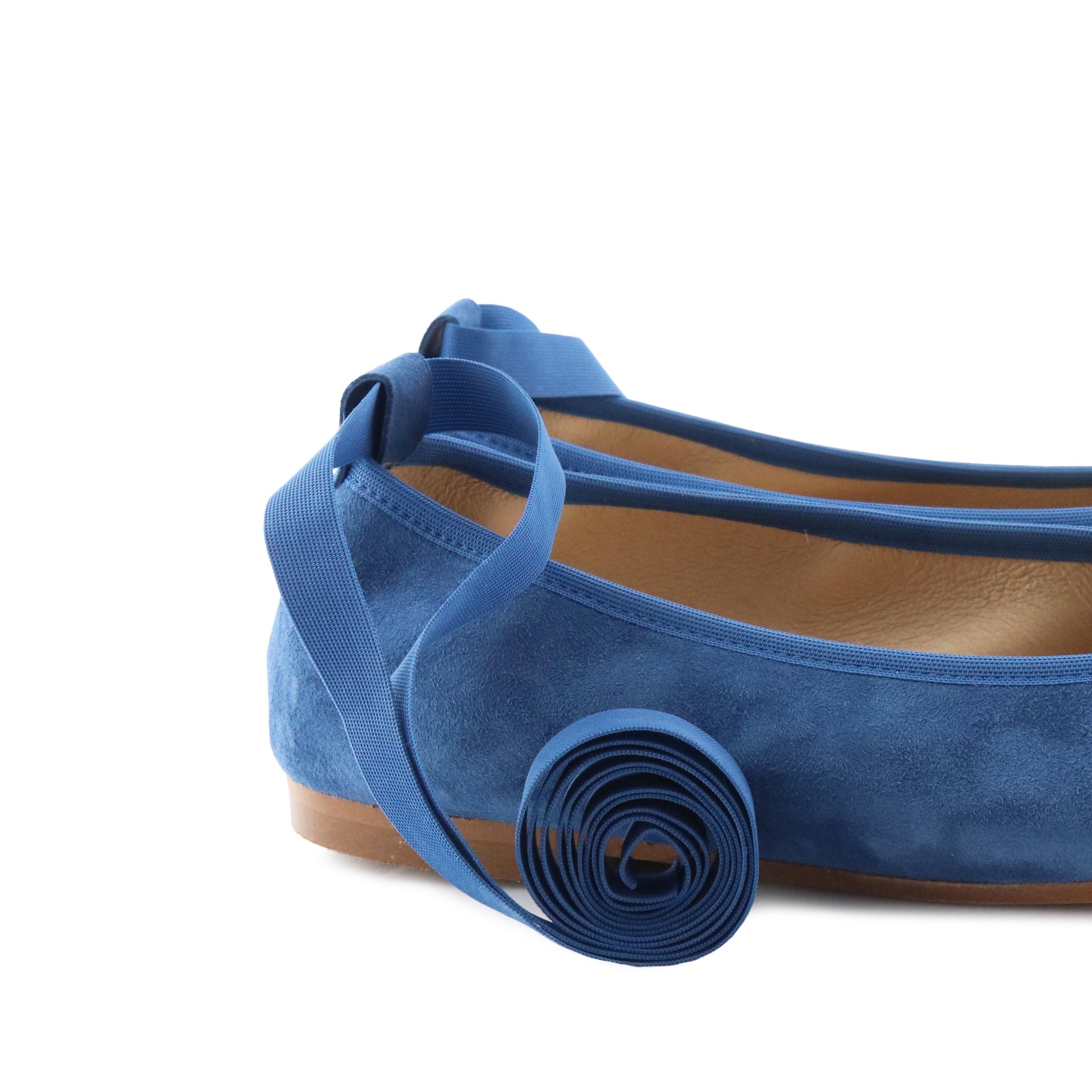 Bailarina ante azulón con cintas 952 de Jeromín - 952-294-5.jpg