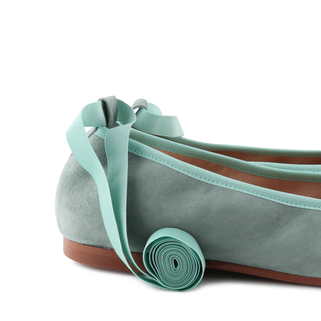 Bailarina ante brisa con cintas 952 de Jeromín - 952-358-5.jpg