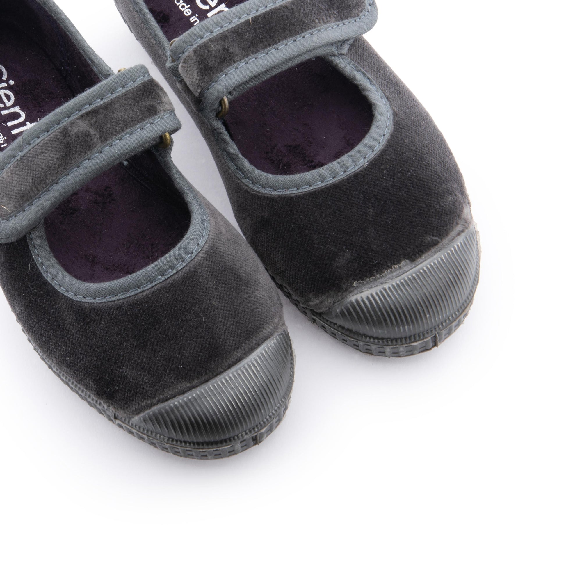 Mercedita gris con velcro 956075 de Cienta - 956075-16-6.jpg