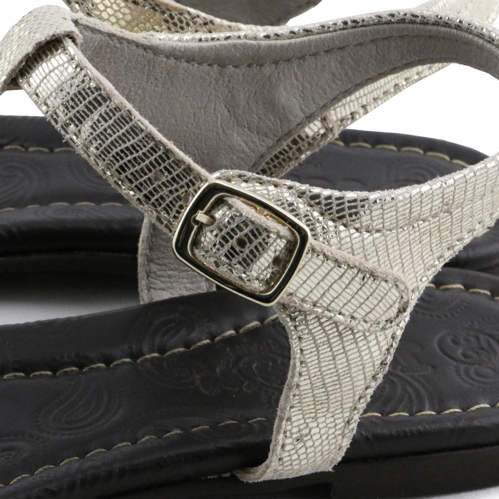 Sandalia plana platino con hebilla HIERBALIS de Jeromín - HIERBALIS-298-6.jpg