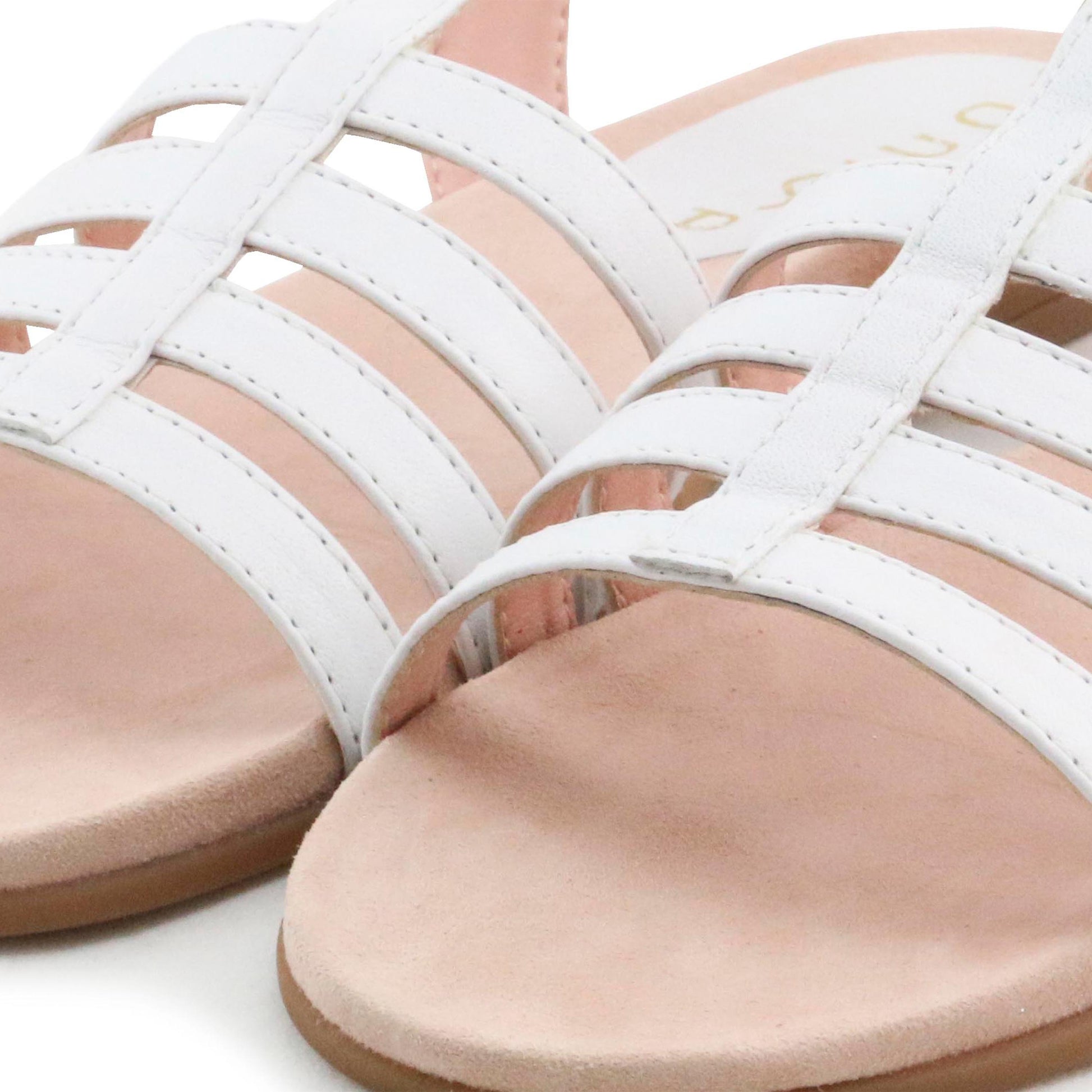 Sandalia plana blanco con hebilla LATINA de Unisa - LATINA-30-6.jpg