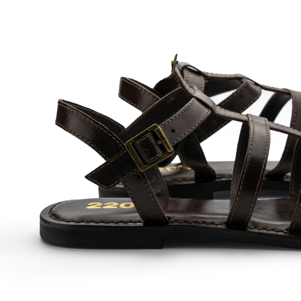 Sandalia plana marrón con hebilla XENA de 220V - XENA-12-5.jpg