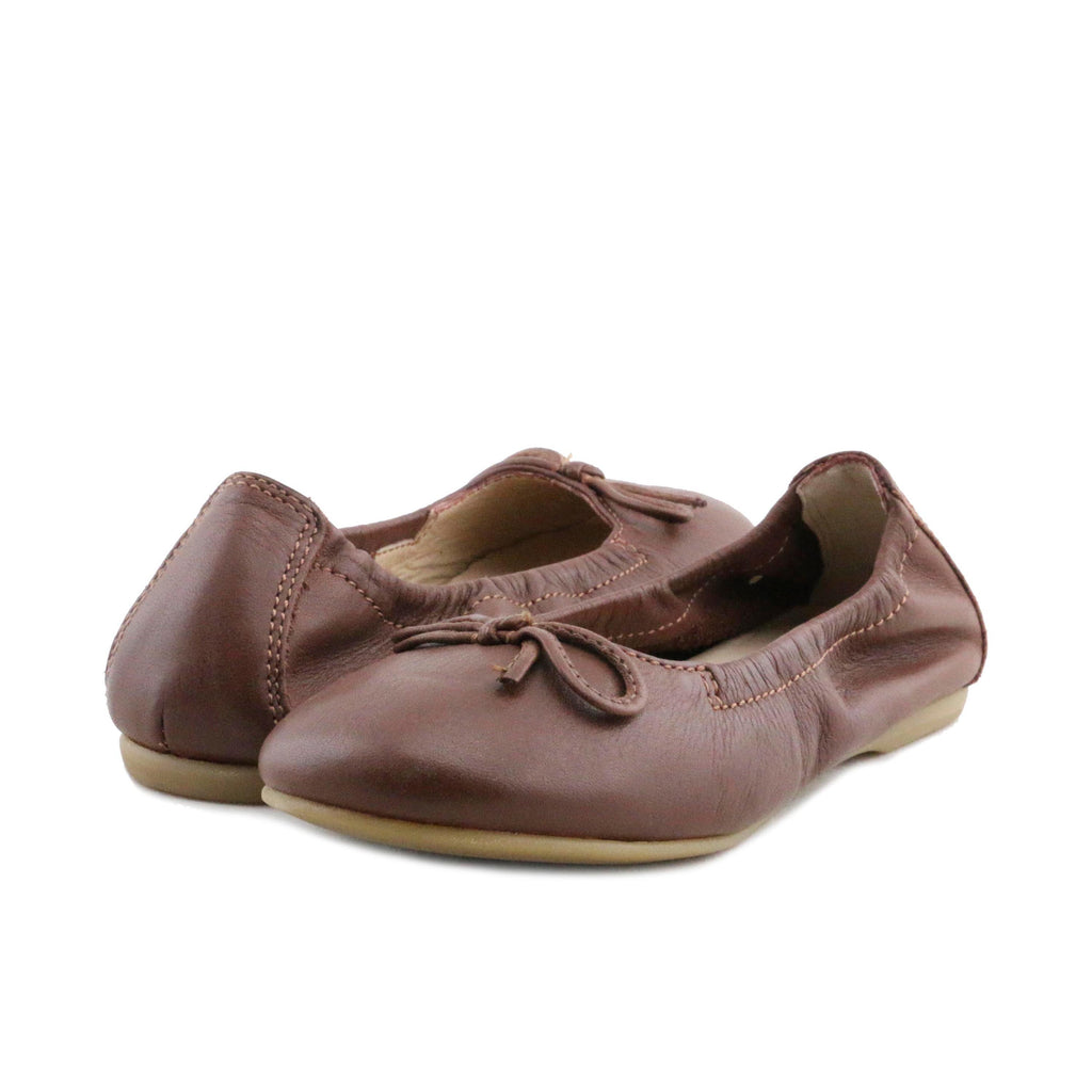 Bailarina cuero con lazo ALMA de Unisa - ALMA-19-2.jpg