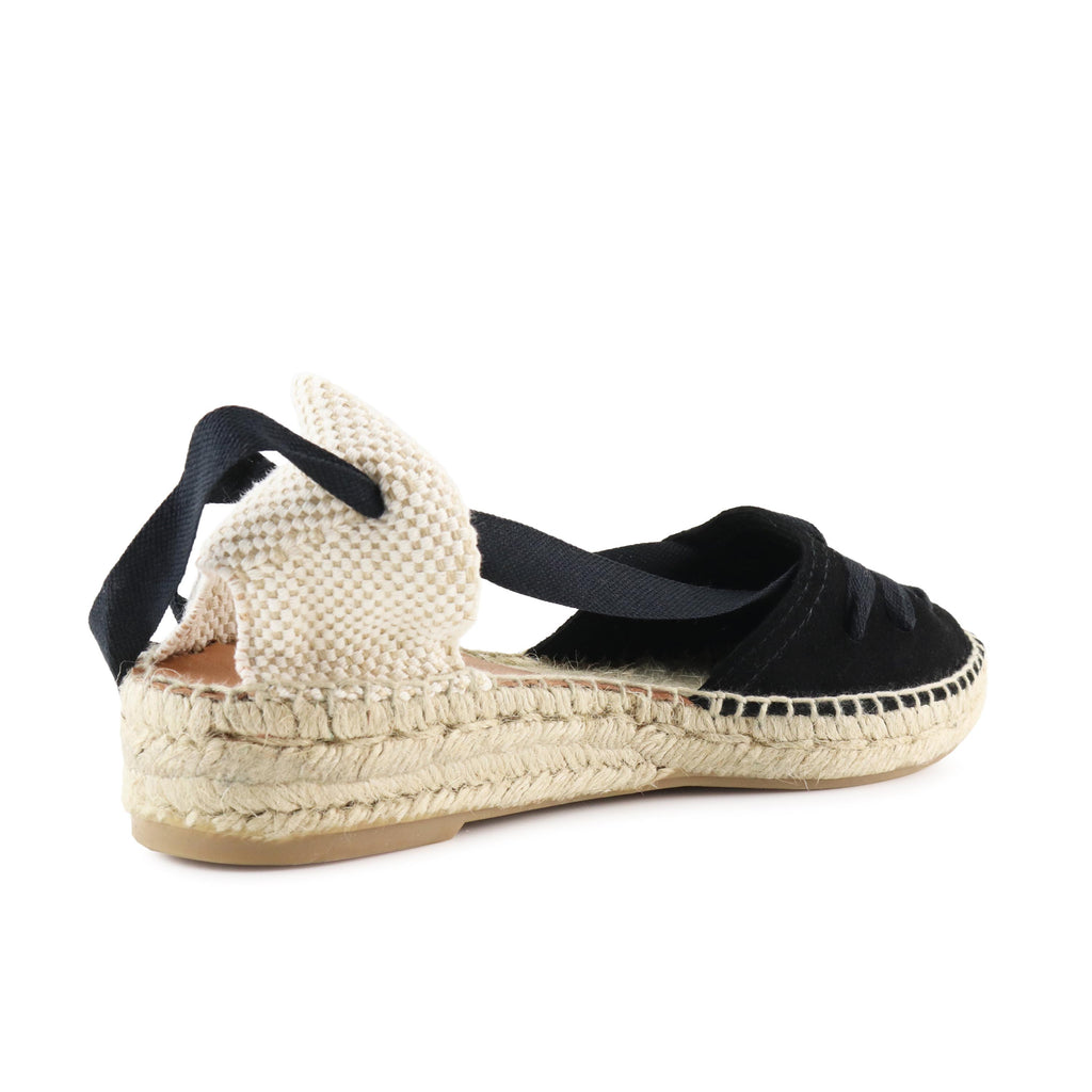 Alpargata cerrada ante negro con cintas ANA Pepa&Cris - ANA-31-3.jpg