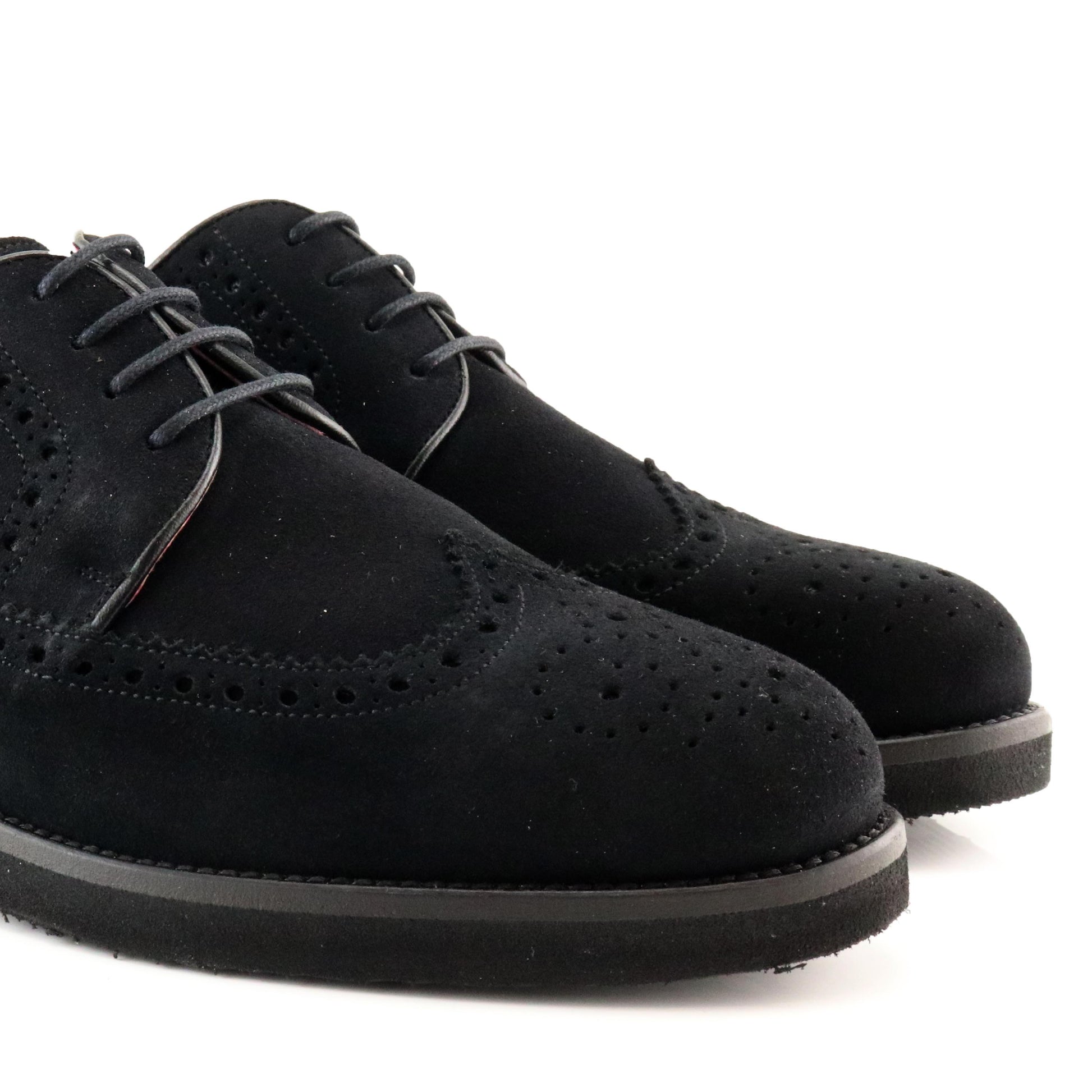 Blucher picado ante negro con cordón BARBARA Castellano - BARBARA-31-5.jpg