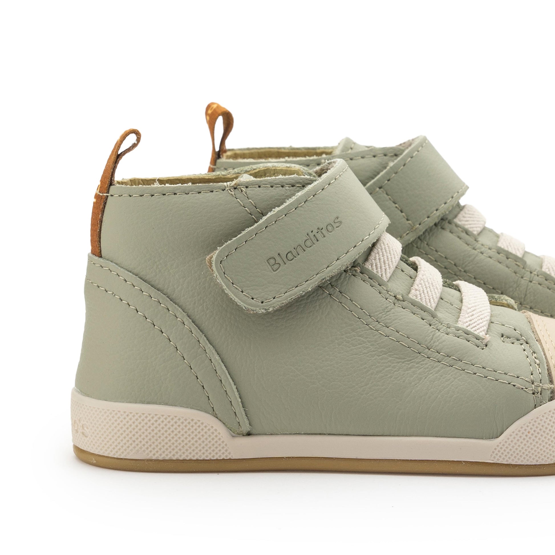 Bota barefoot verde con cordón y velcro BOSTON Blanditos - BOSTON-14-5.jpg