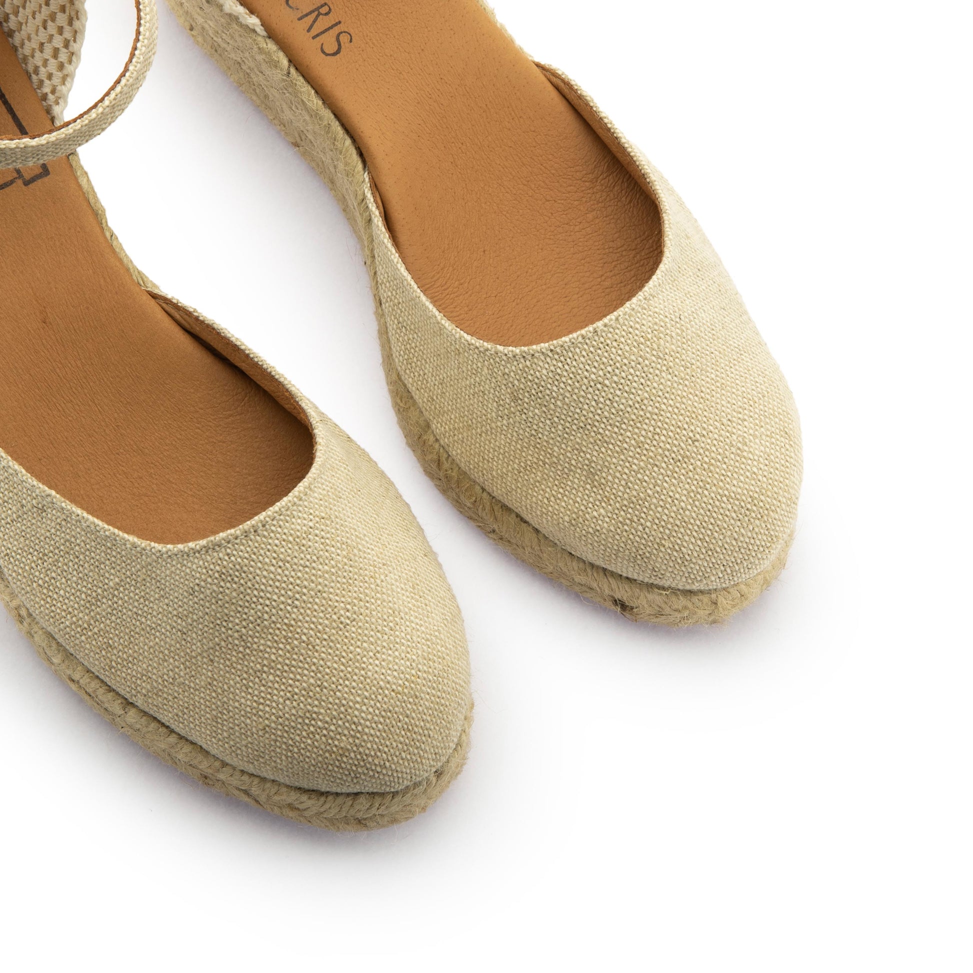 Cuña cerrada lino beige de hebilla CARLA Pepa&Cris - CARLA-104-6.jpg
