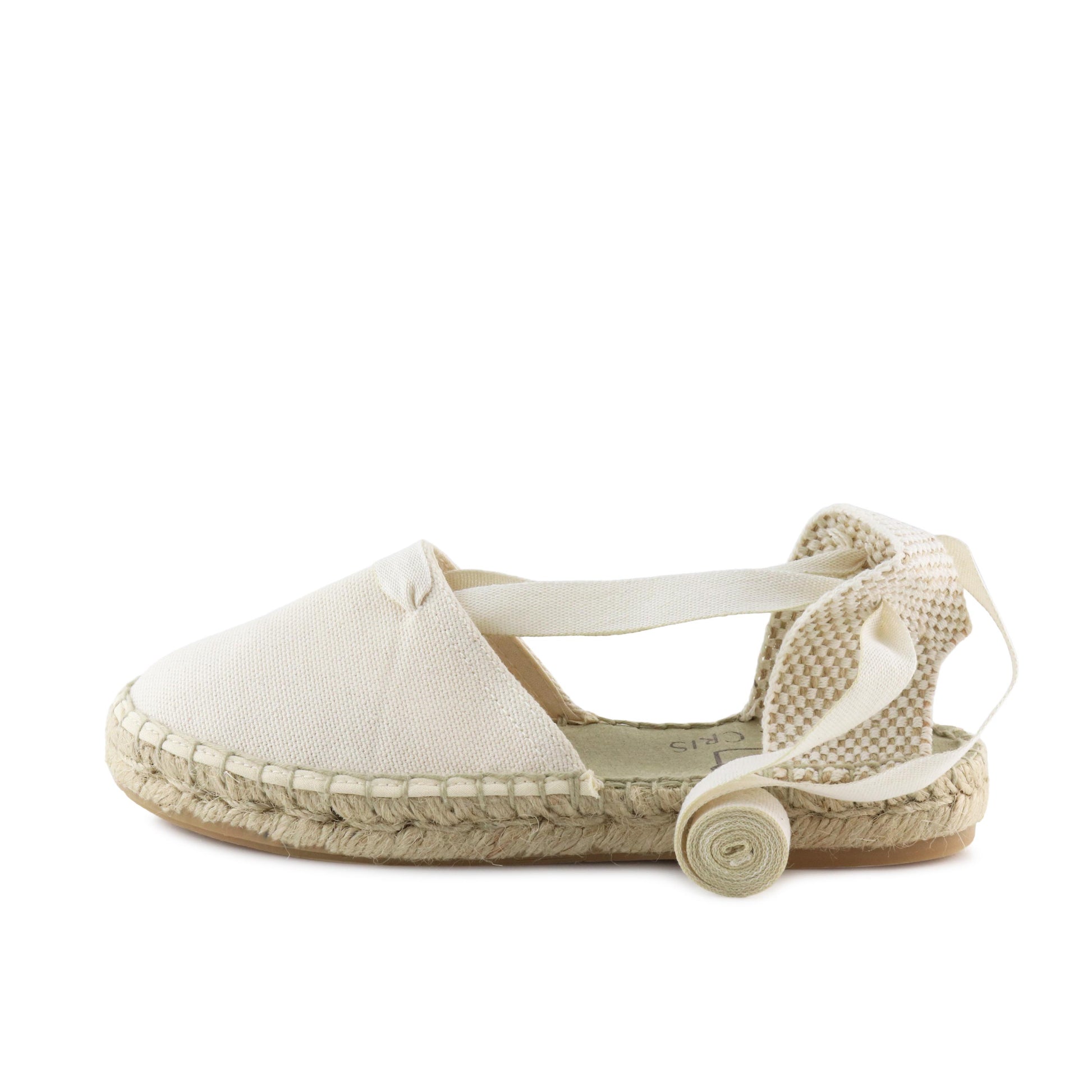 Alpargata cerrada crudo con cintas CINTASNINA Pepa&Cris - CINTASNINA-351-1.jpg