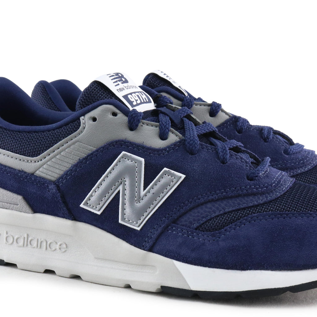 Deportiva azul con cordón CM997HCE de New Balance - CM997HCE-7-5.jpg