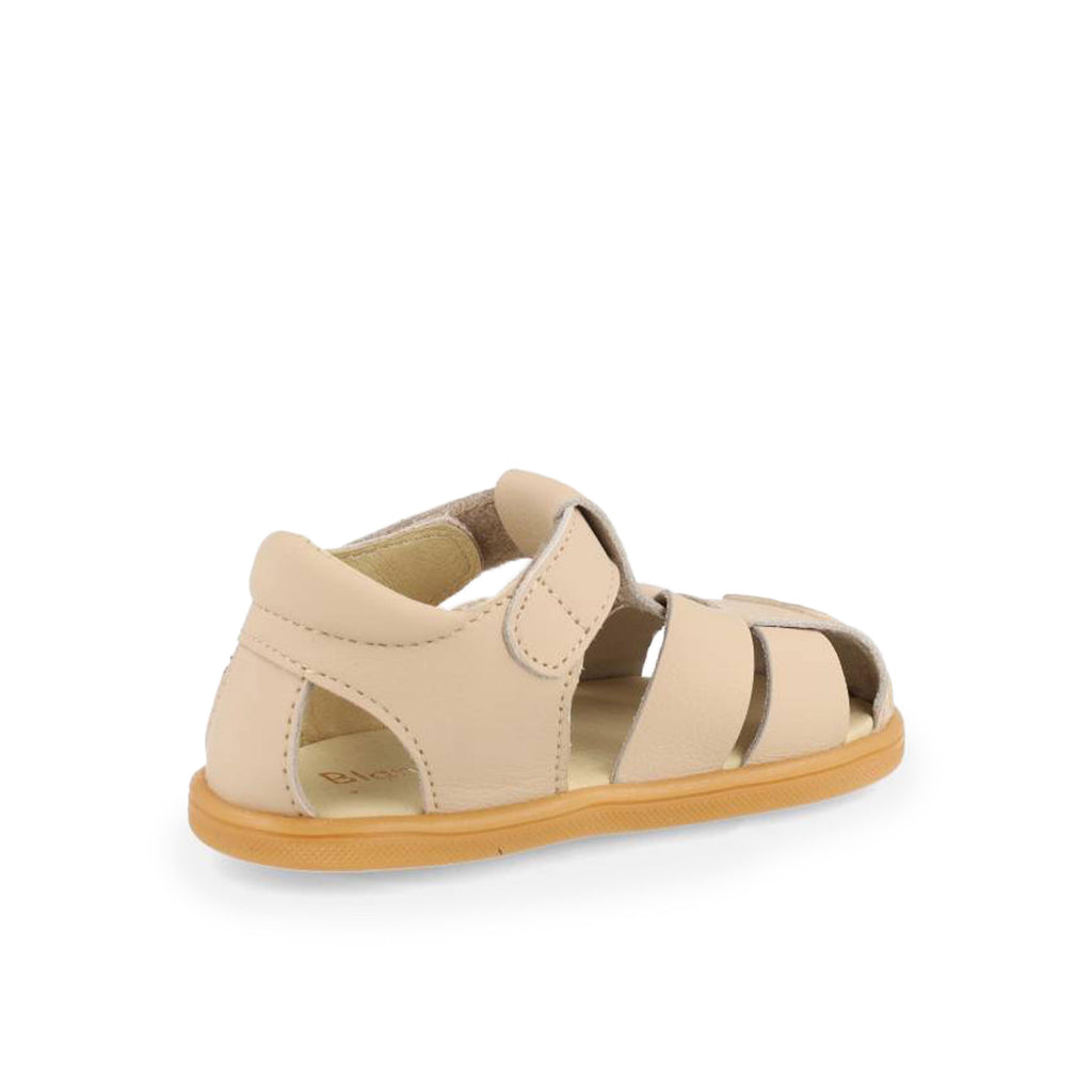 Sandalia barefoot beige COSTA Blanditos