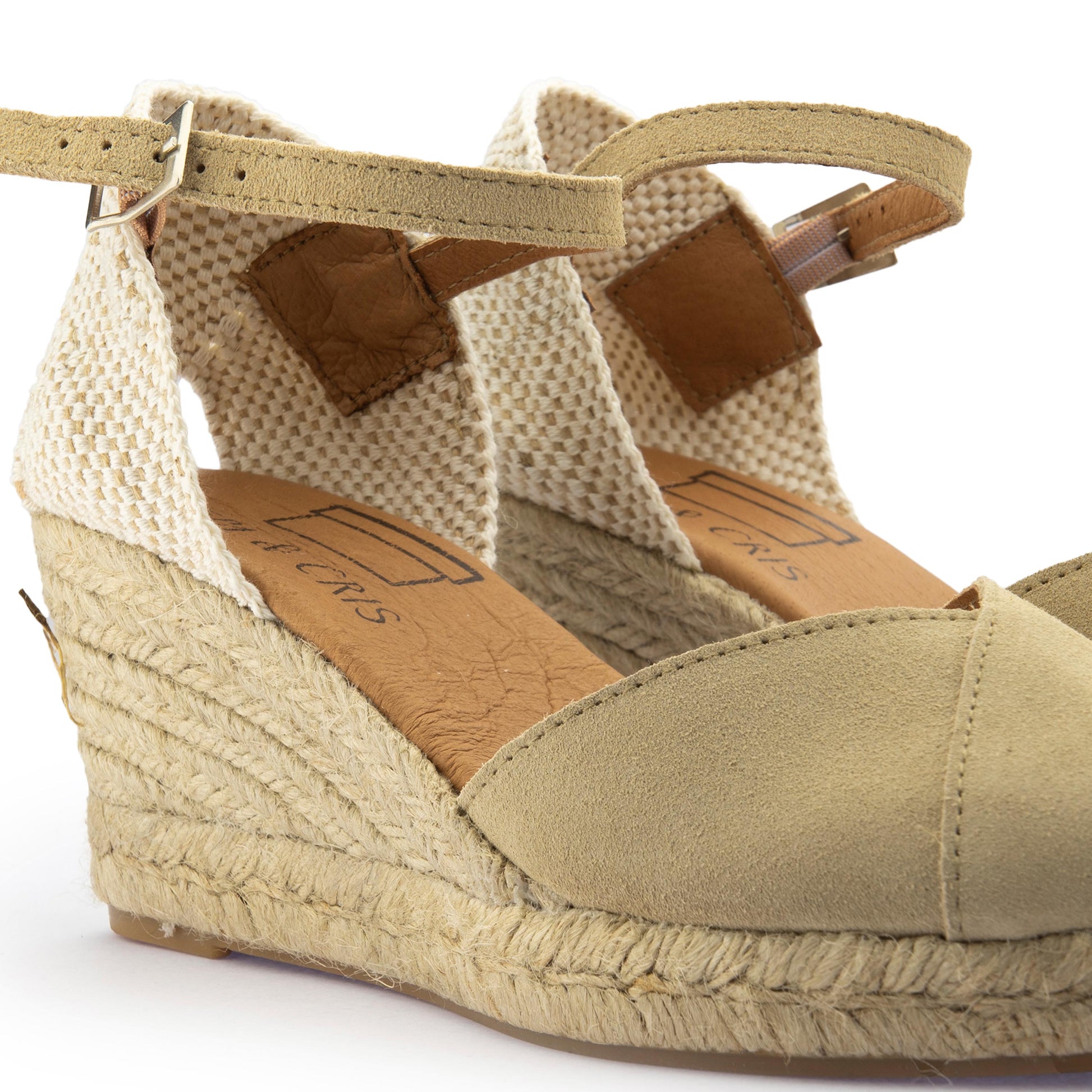 Cuña cerrada camel de hebilla CRUCEALTA Pepa&Cris - CRUCEALTA-67-5.jpg