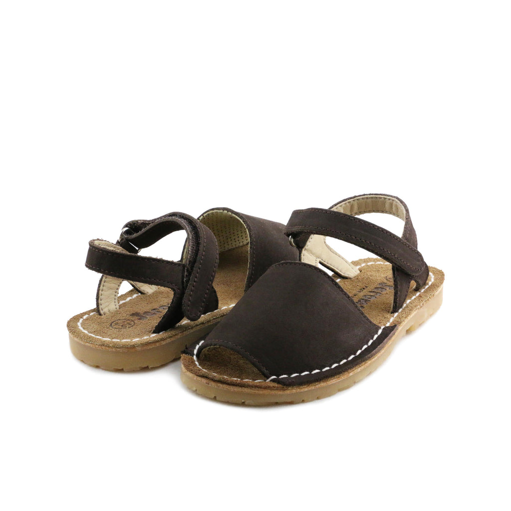 Menorquina plana nobuk marrón con velcro CRUZ Jeromín - CRUZ-36-2.jpg