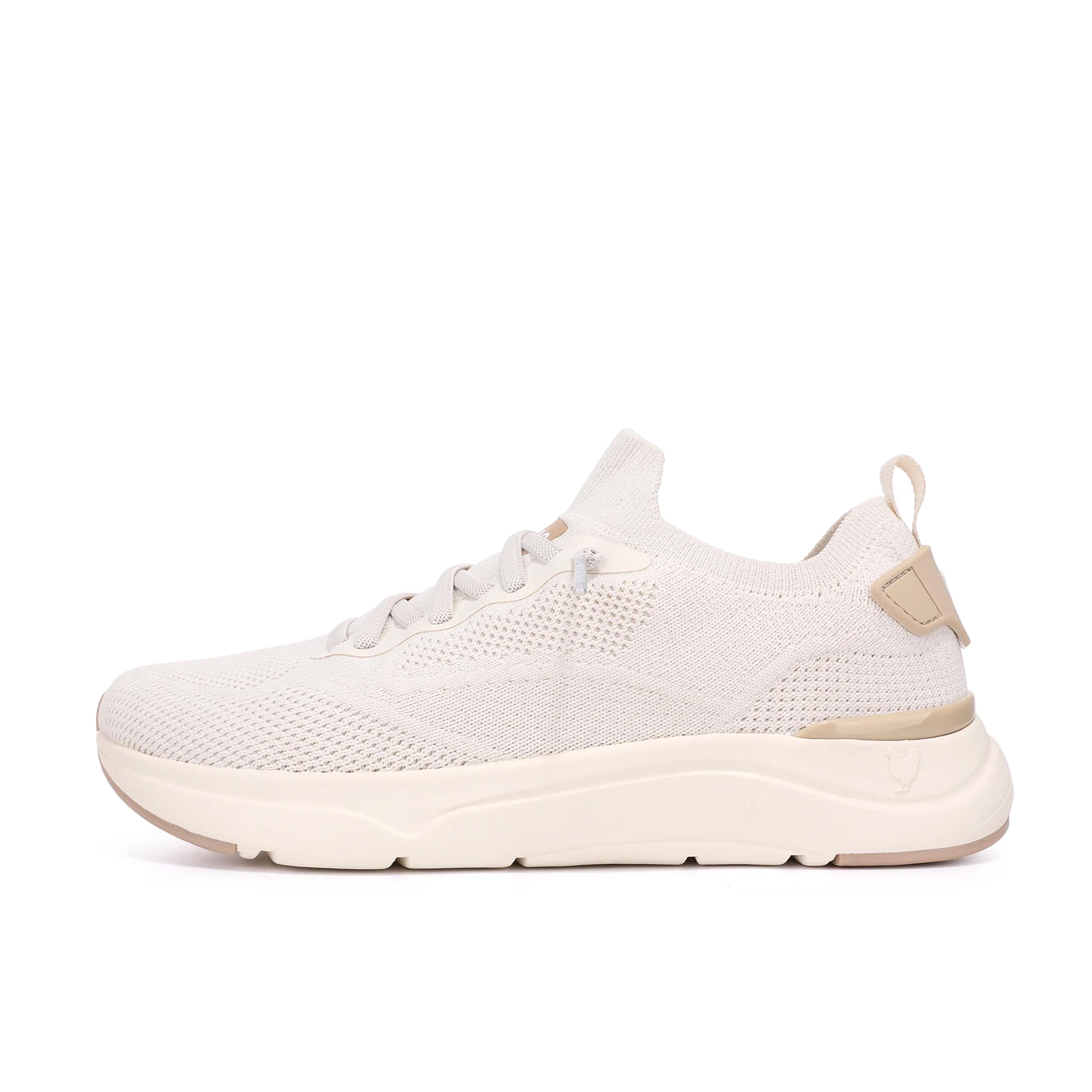 Deportiva beige claro CUE Walk in Pitas