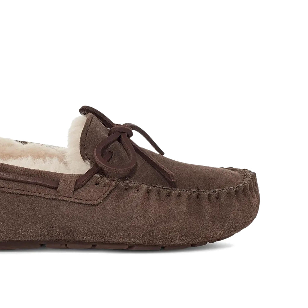 Zapatilla casa serraje marrón DAKOTAUGG UGG