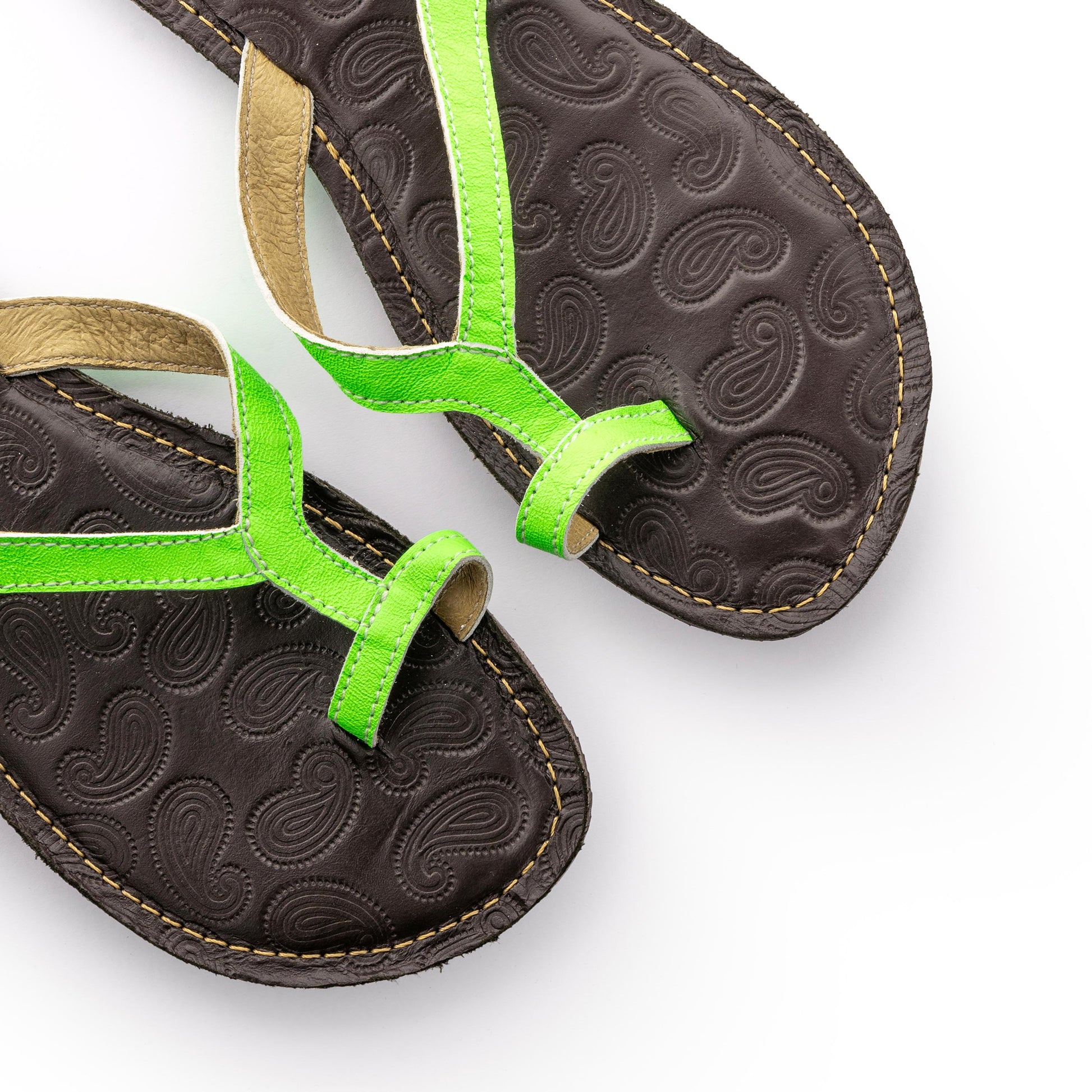 Sandalia plana verde DEDOJERO de Jeromín - DEDOJERO-14-6.jpg