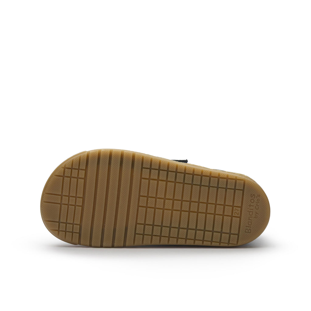 Deportiva barefoot azul con velcro DELFIN de Blanditos