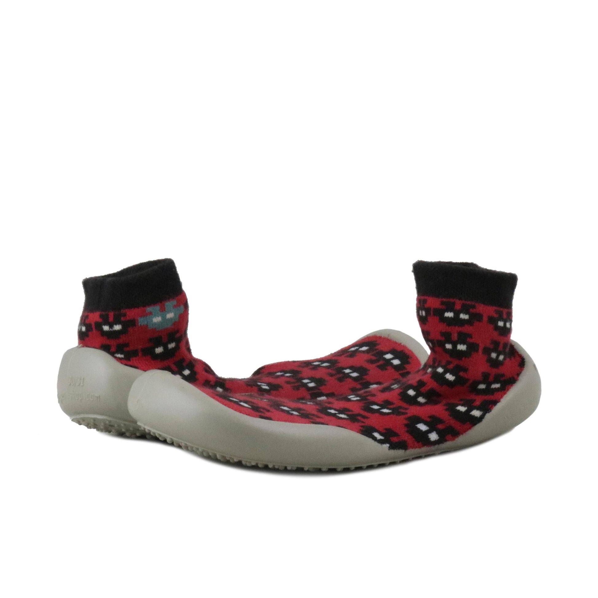 Zapatilla para casa cerrada negro/rojo E832F Collégien - E832F-229-2.jpg