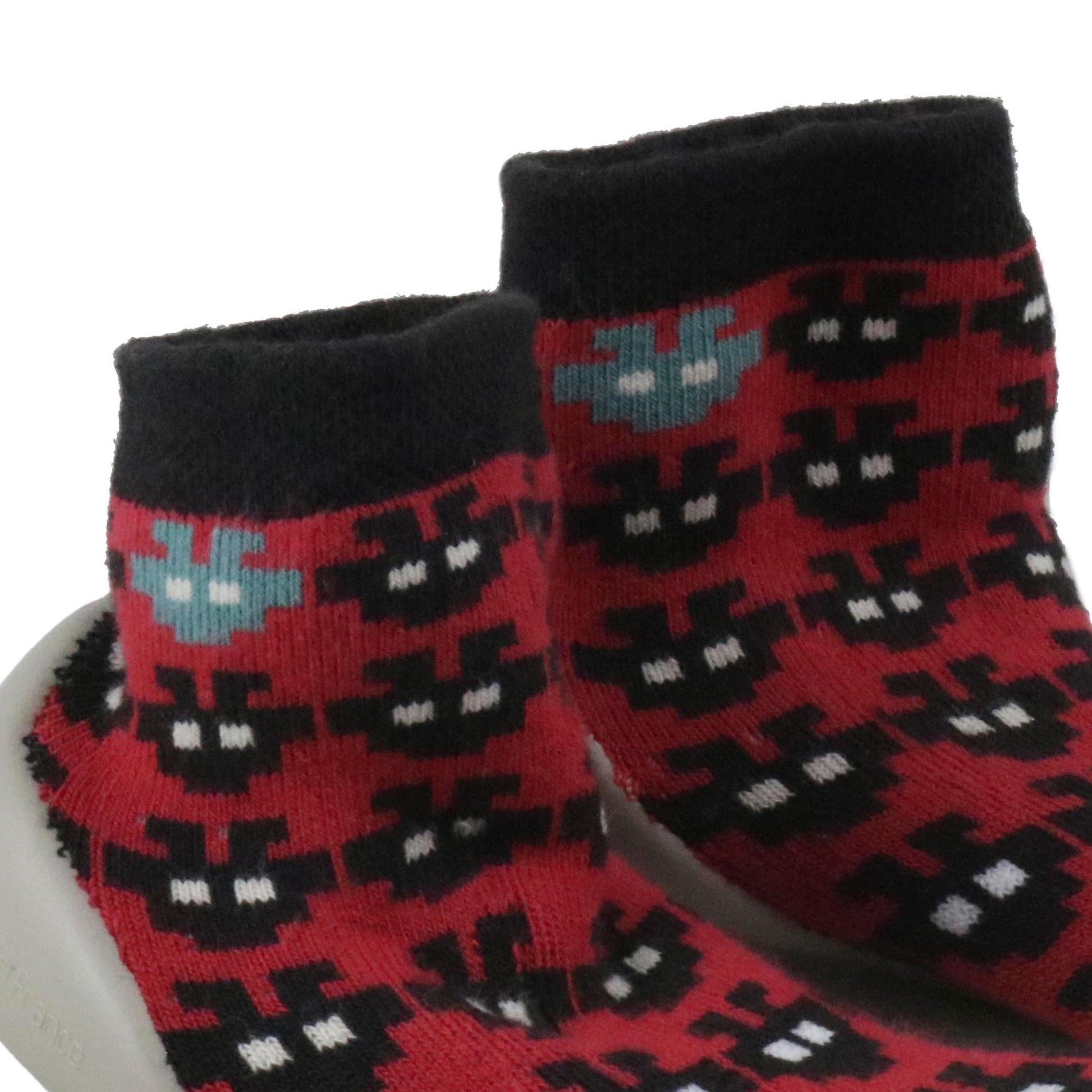 Zapatilla para casa cerrada negro/rojo E832F Collégien - E832F-229-5.jpg