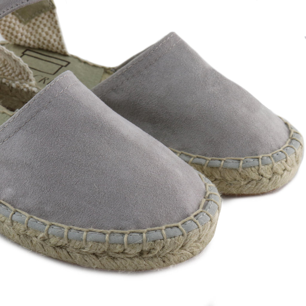 Alpargata cerrada gris claro de hebilla ETANSAND Pepa&Cris - ETANSAND-17-5.jpg