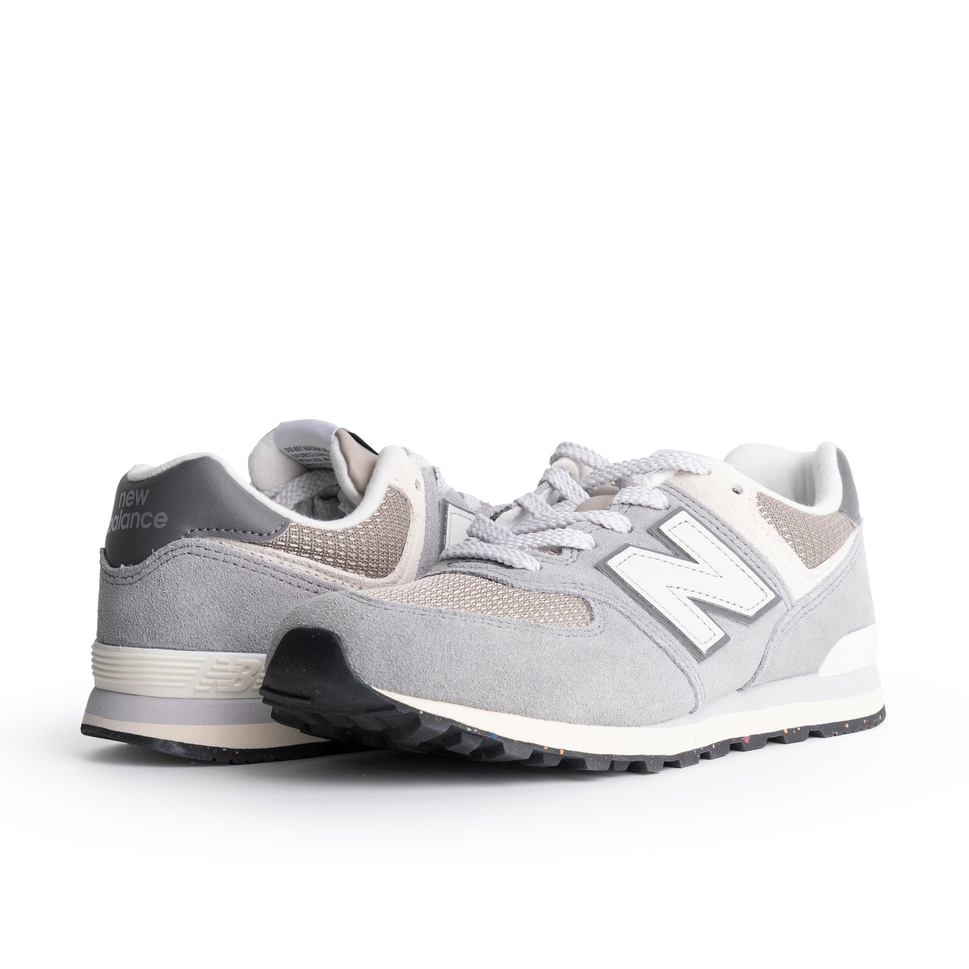 Deportiva serraje gris GC574SNV New Balance