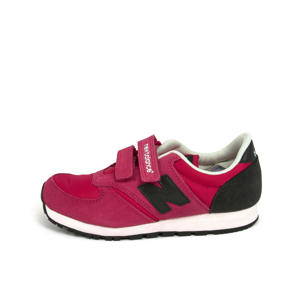 Deportiva fucsia con velcro KE420 de New Balance - KE420-65-1.jpg