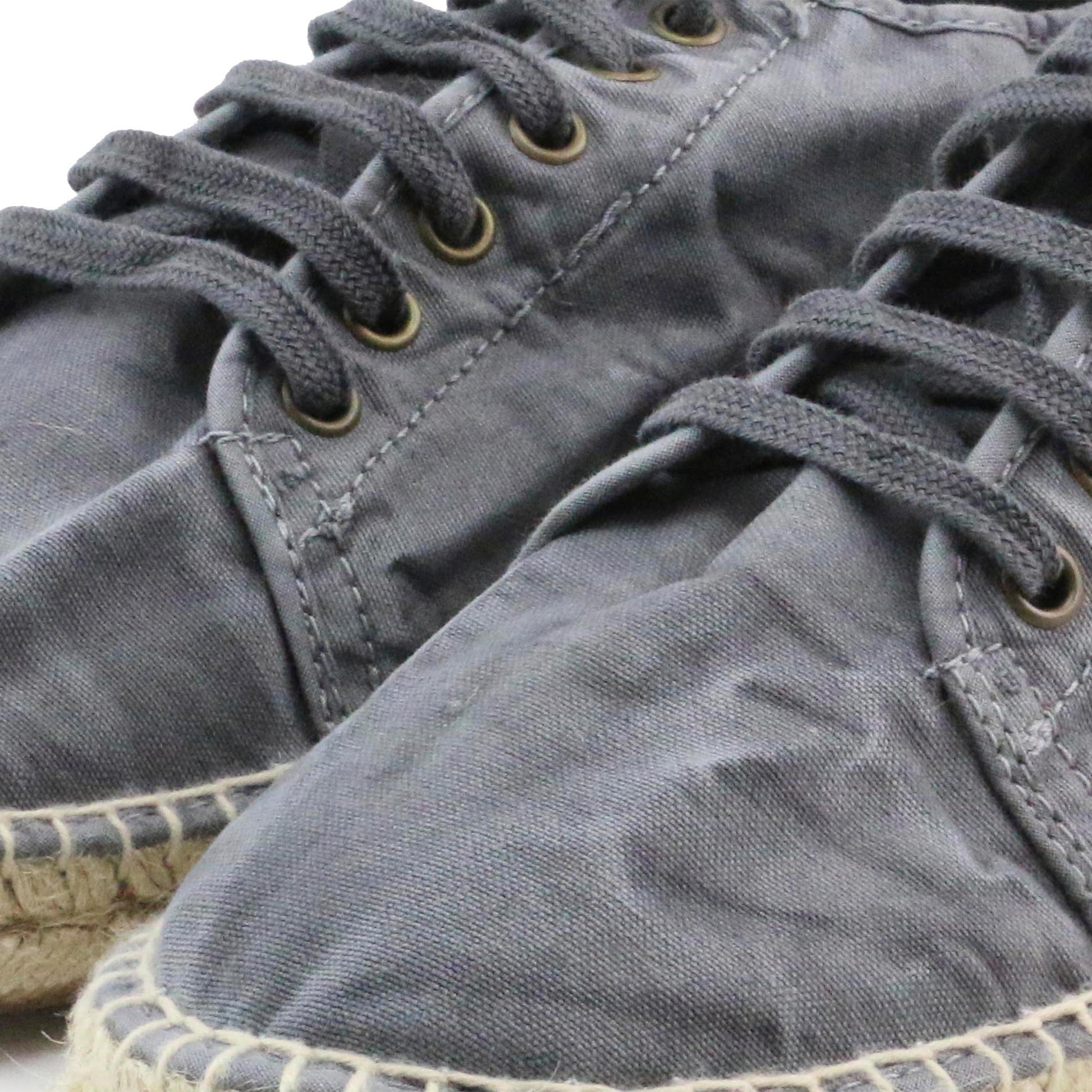 Alpargata cerrada gris de cordón LONA321 Natural World - LONA321-131-5.jpg