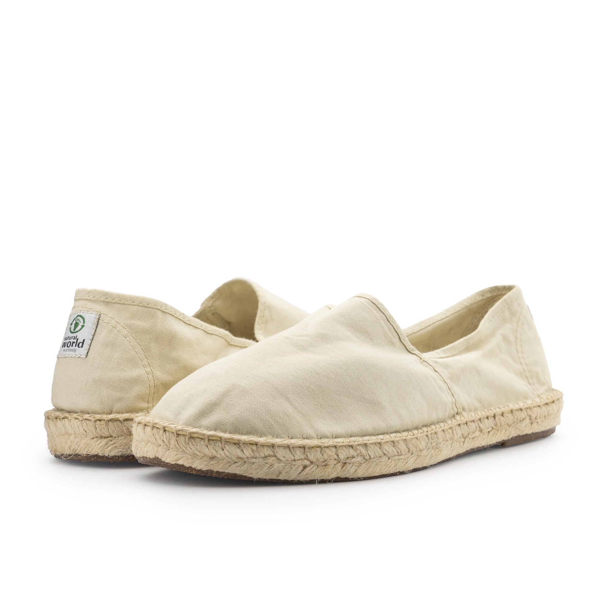Alpargata cerrada sand con elástico LONA325 Natural World - LONA325-509-2.jpg