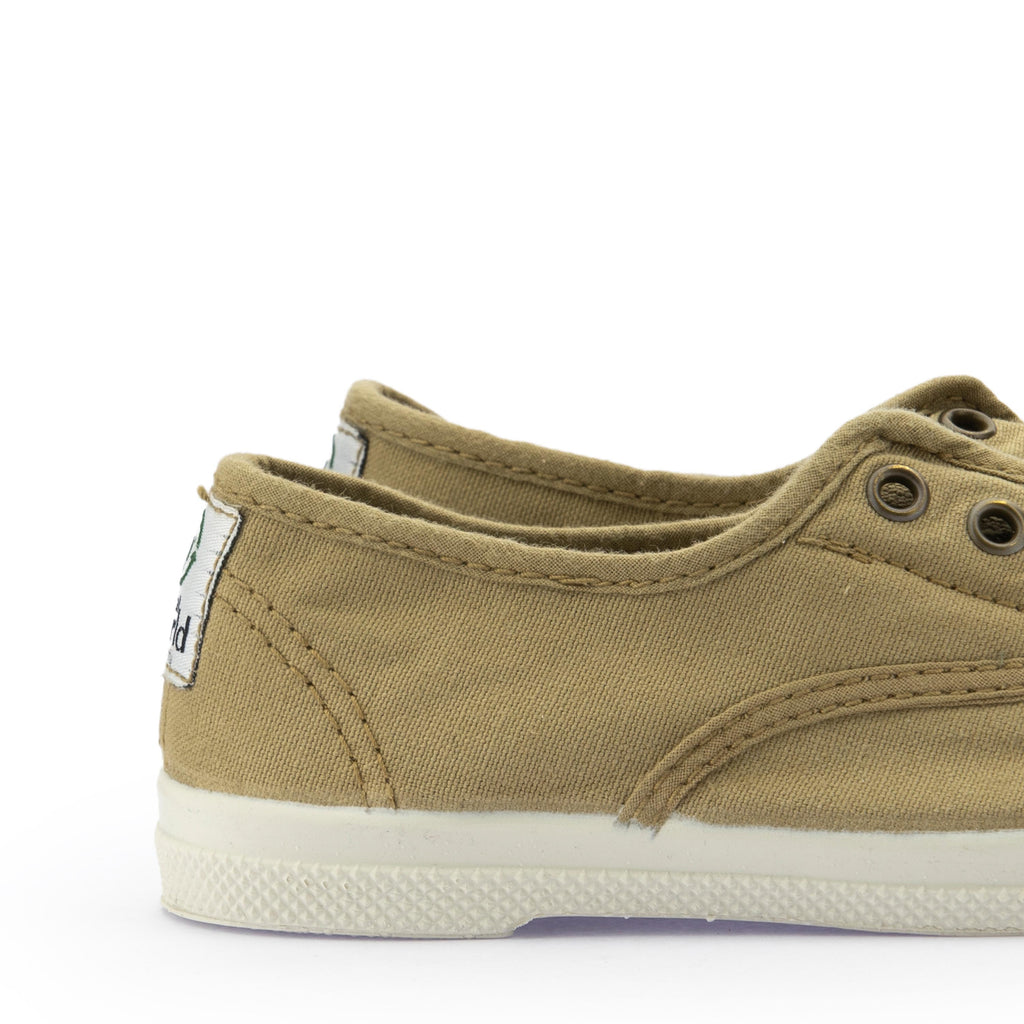 Zapatilla camel con elástico LONA470 Natural World - LONA470-67-5.jpg