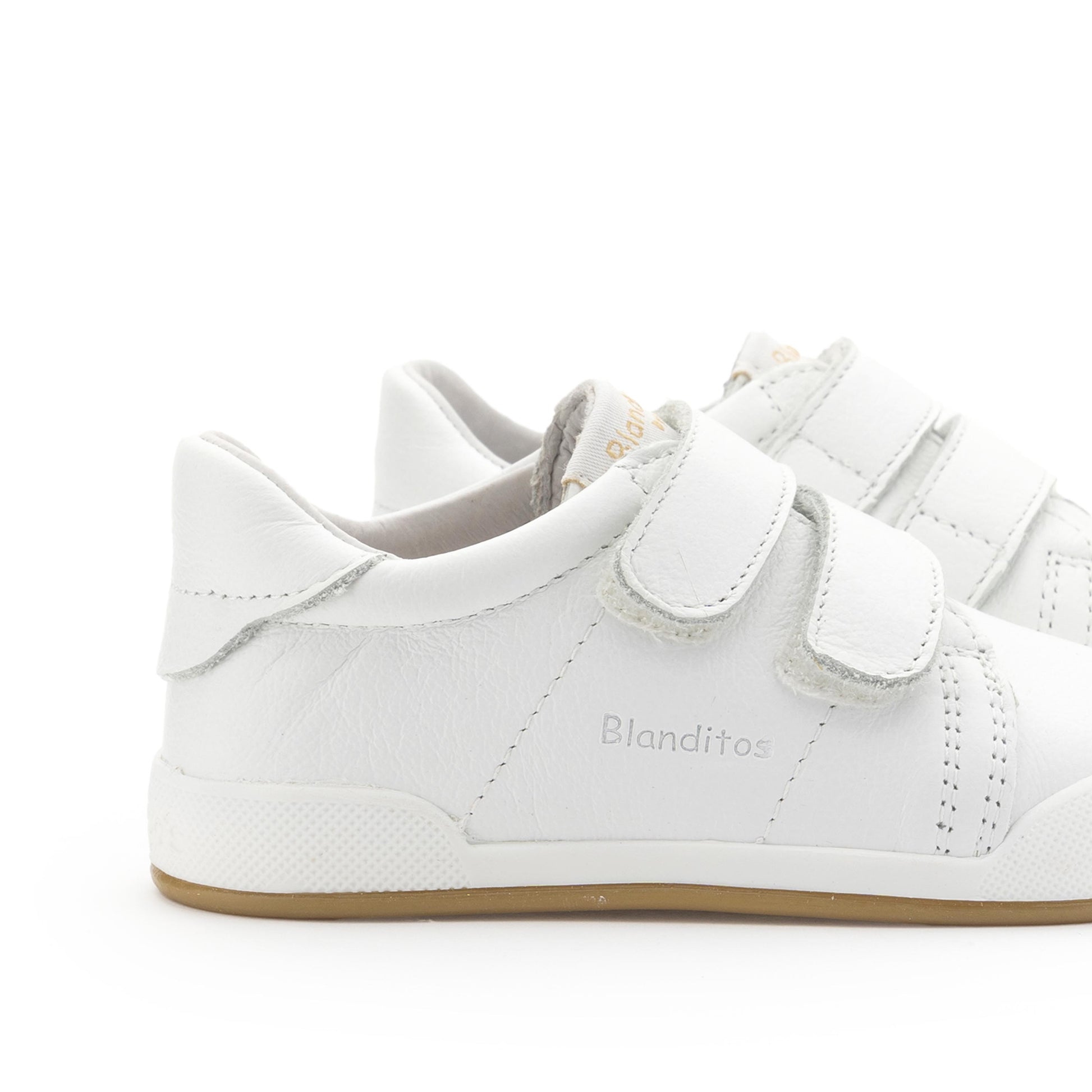 Deportiva barefoot total blanco con velcro LONDRES Blanditos - LONDRES-307-5.jpg