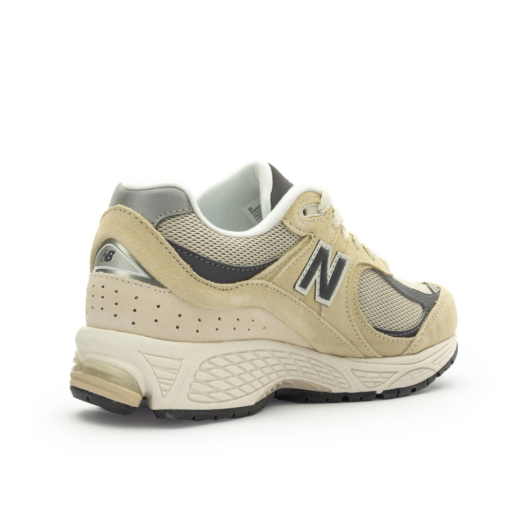 Deportiva beige/gris con cordón M2002RFA de New Balance - M2002RFA-553-3.jpg