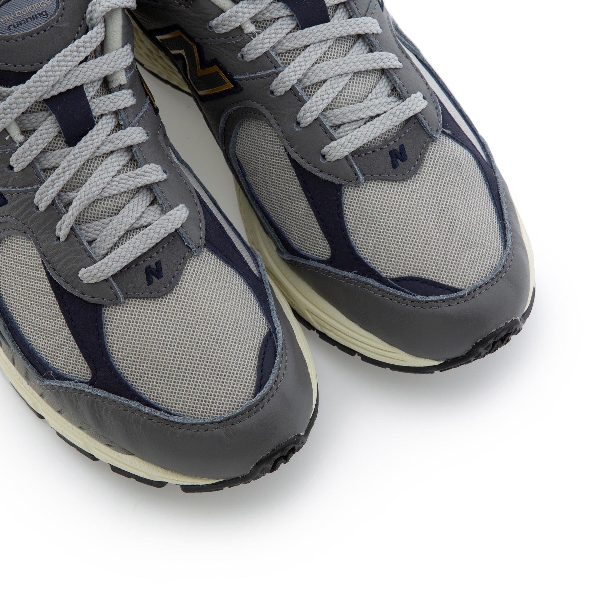 Deportiva gris con cordón M2002RHP de New Balance - M2002RHP-16-6.jpg