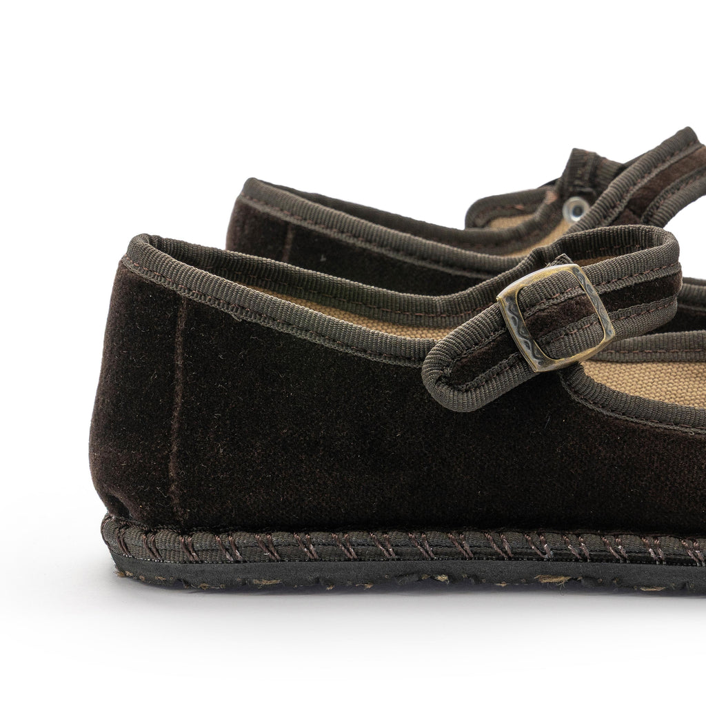 Mercedita veneciana marrón con hebilla MERTOP Pepa & Cris