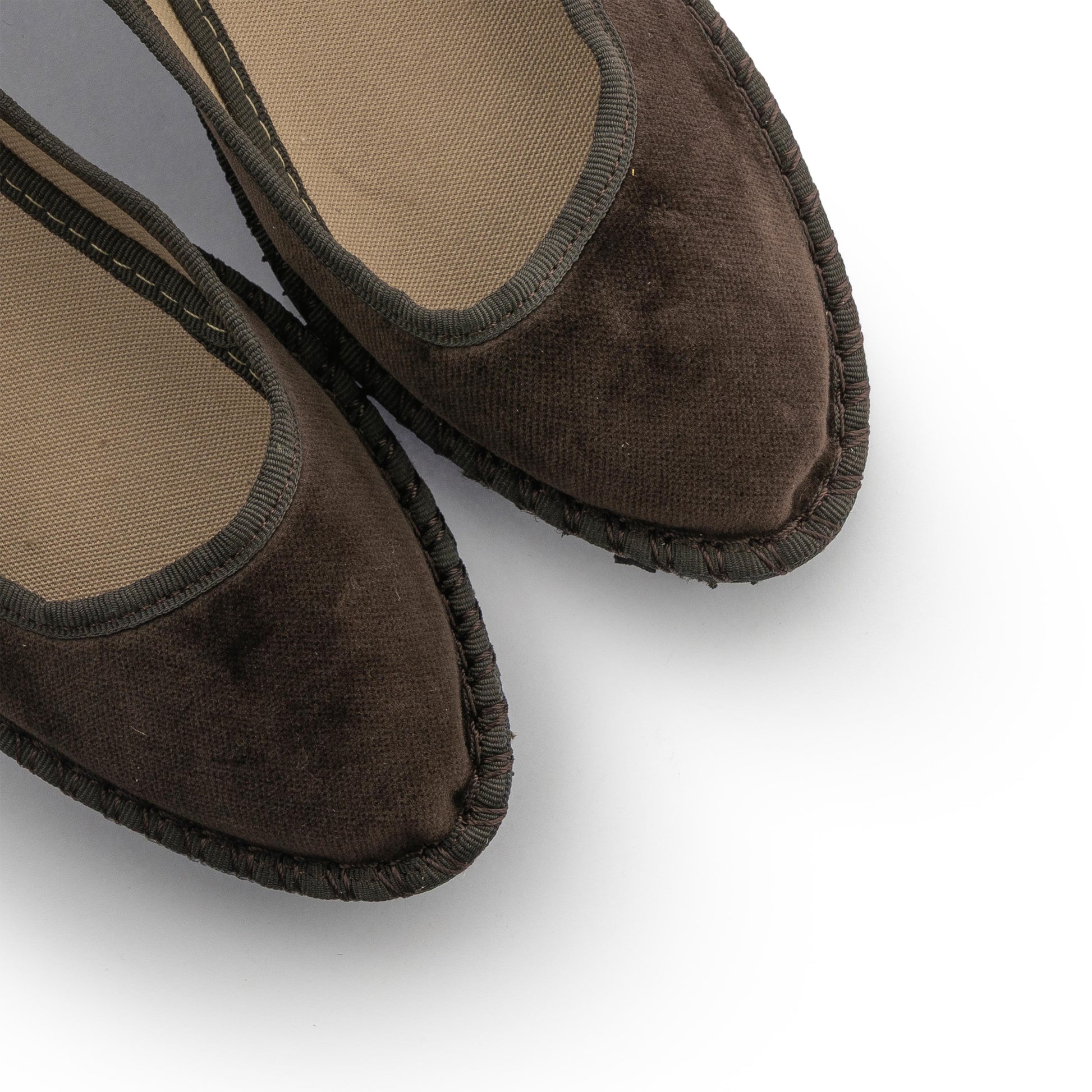 Mercedita veneciana marrón con hebilla MERTOP Pepa & Cris