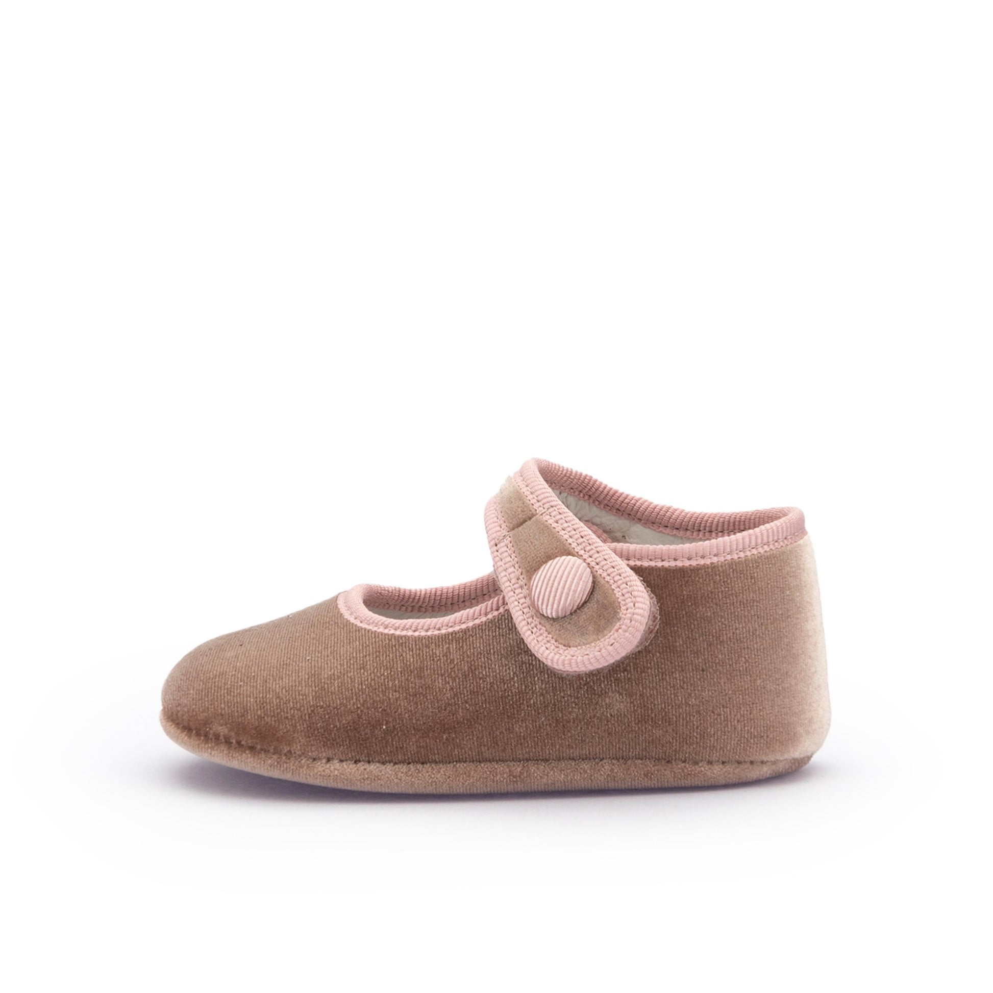 Mercedita nude con botón MP129 de Jeromín - MP129-335-1.jpg