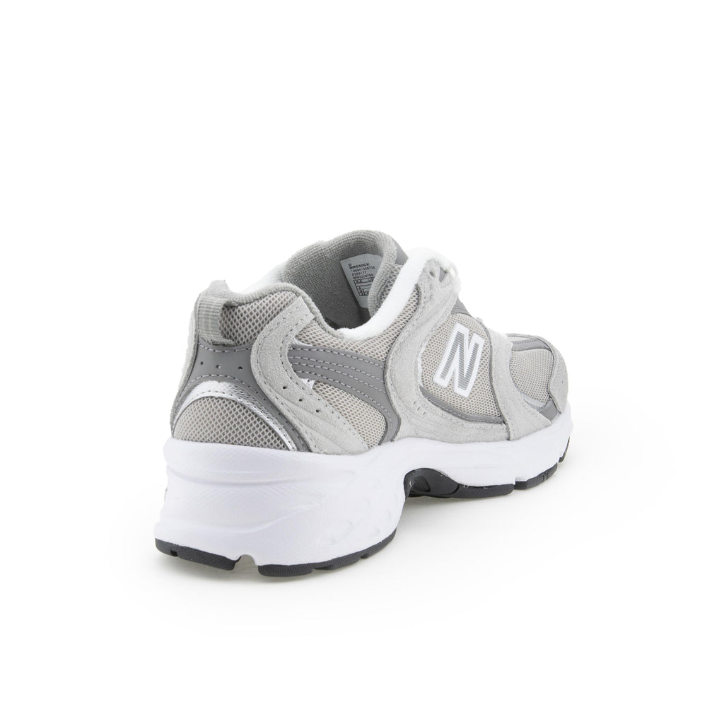 Deportiva gris medio con cordón MR530CK de New Balance - MR530CK-112-3.jpg