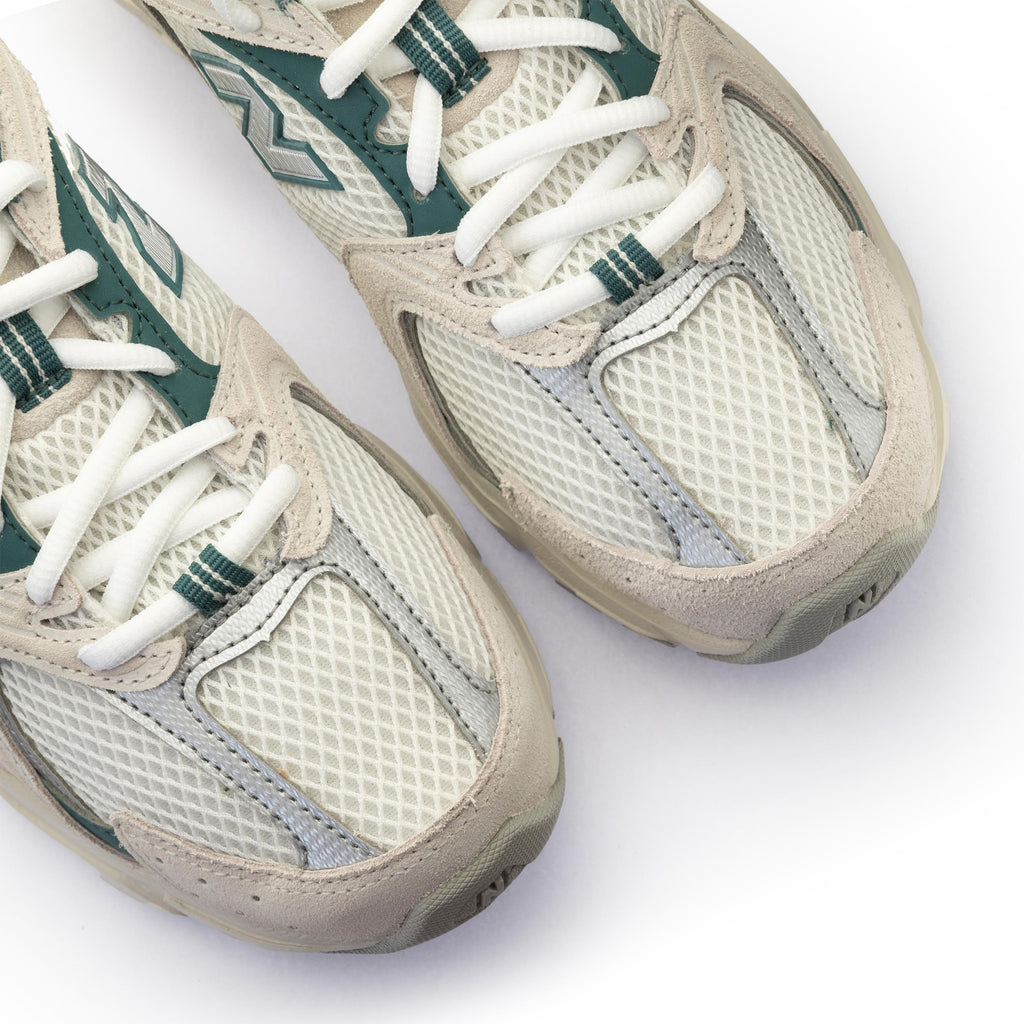 Deportiva beige/verde con cordón MR530QA de New Balance - MR530QA-470-6.jpg