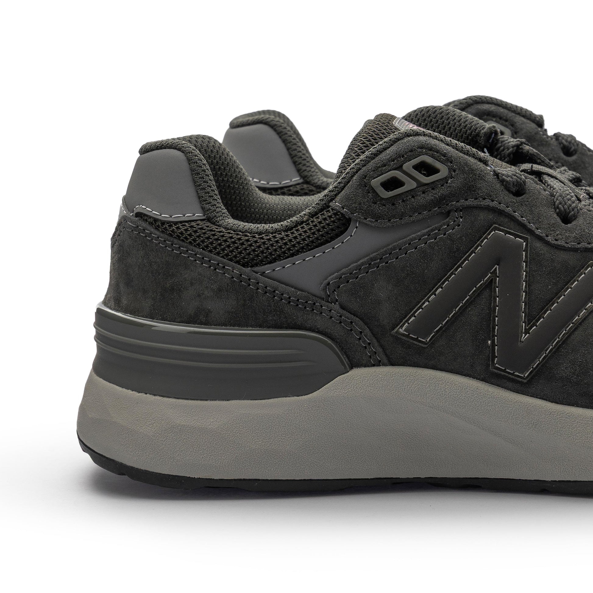Deportiva antracita MW880BA7 New Balance