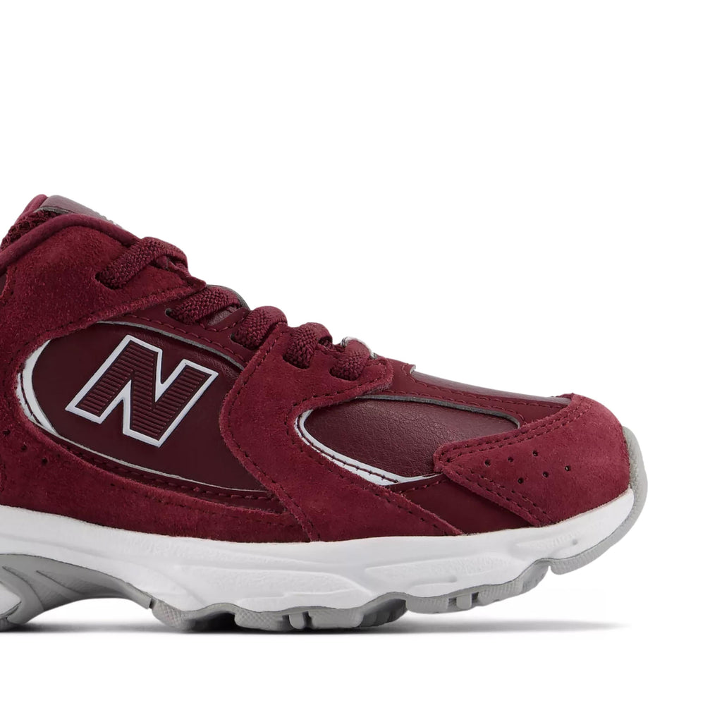 Deportiva burdeos P5306MQ New Balance