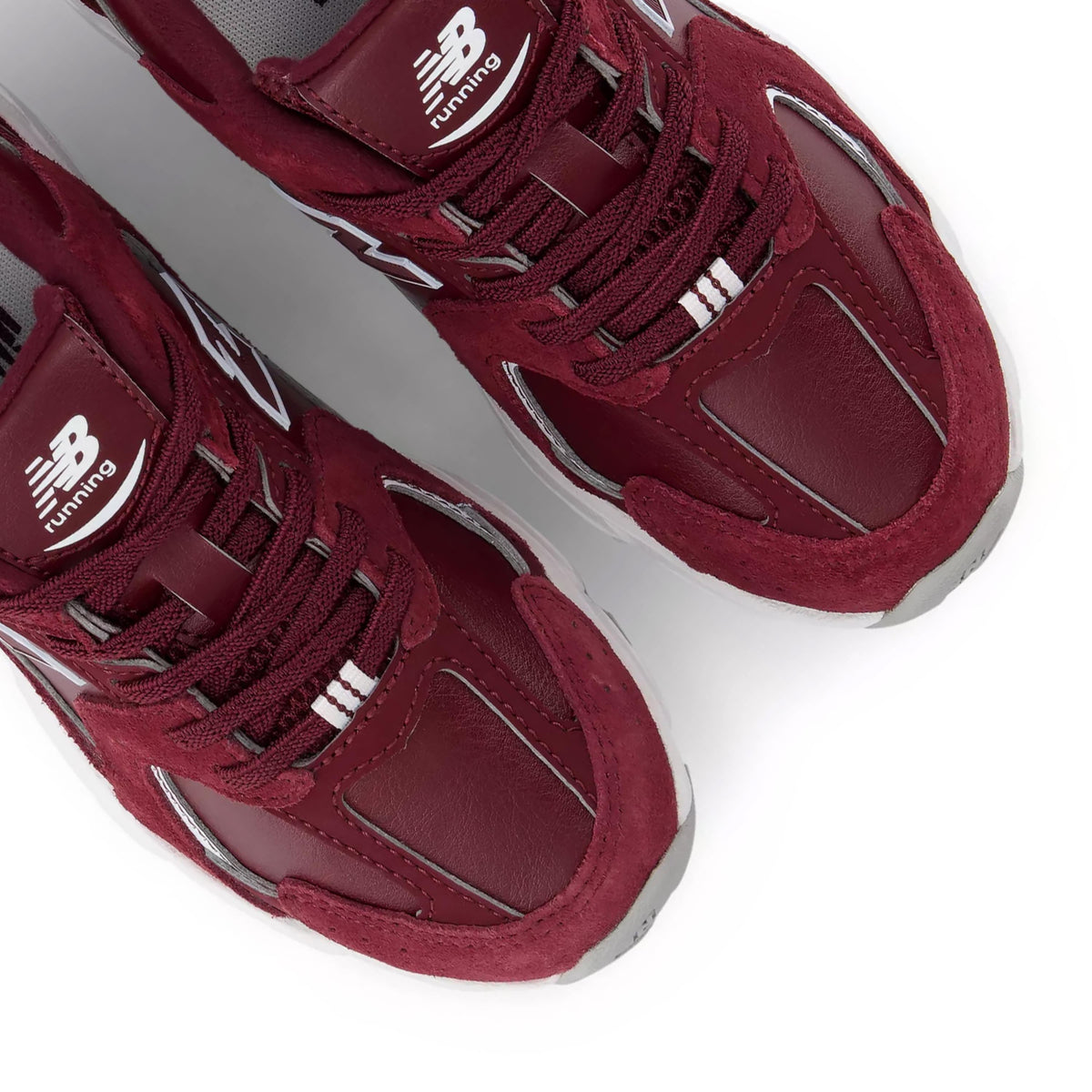 Deportiva burdeos P5306MQ New Balance