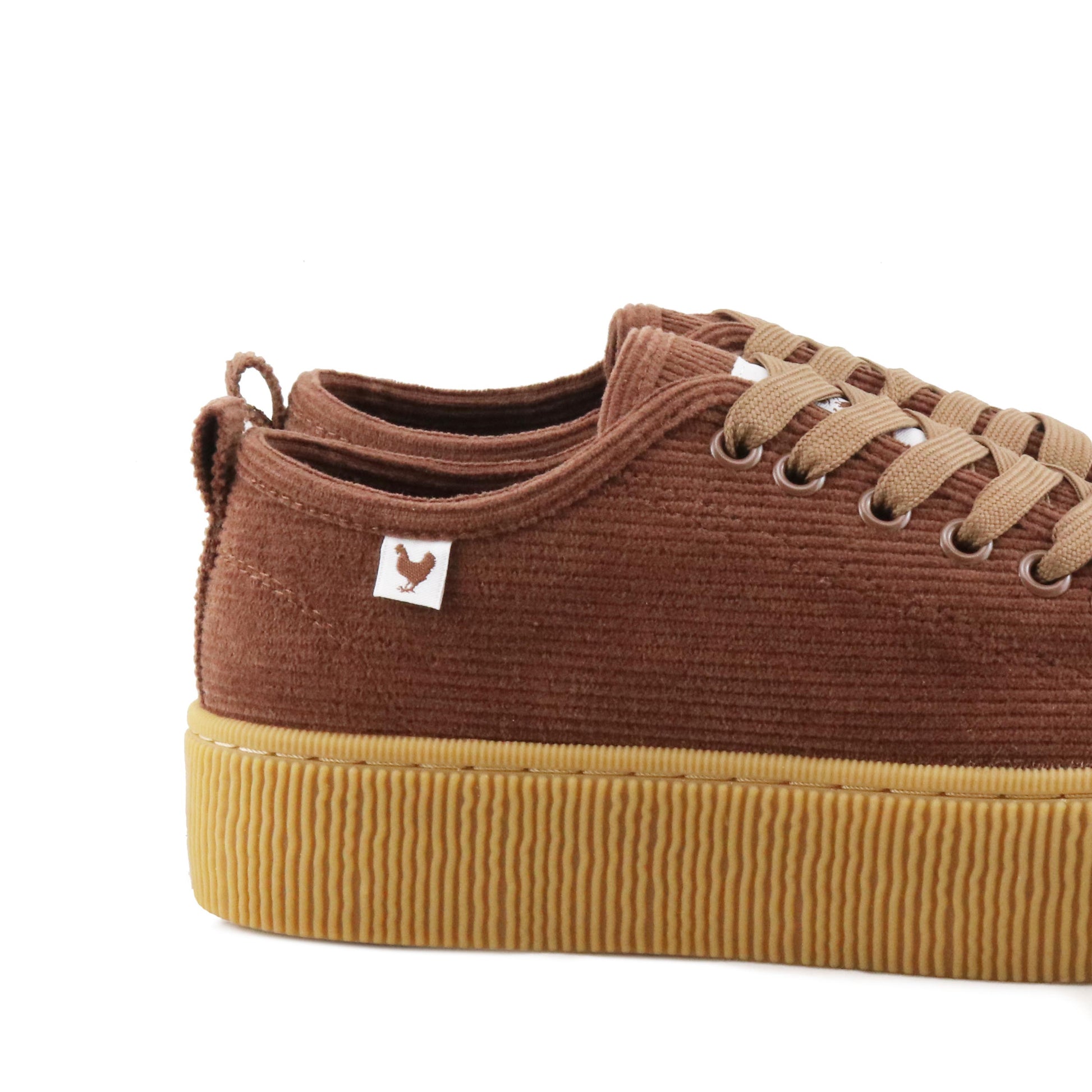 Zapatilla camel con cordón PAM de Walk in Pitas - PAM-67-5.jpg