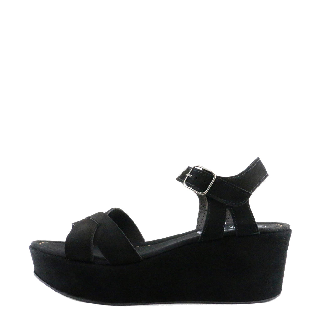 Sandalia de plataforma ante negro con hebilla PLAFOR Jeromín - PLAFOR-31-1.jpg