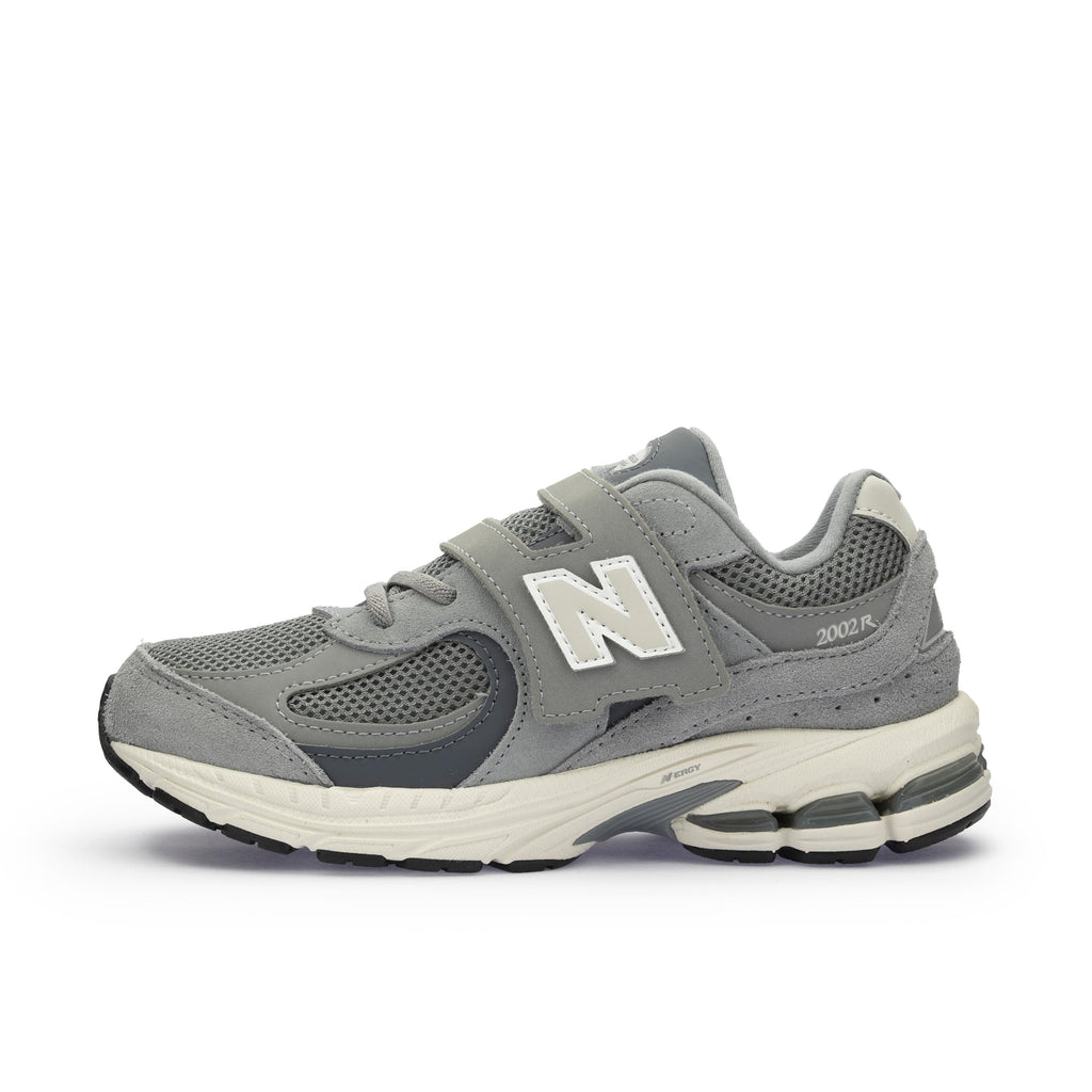 Deportiva ante gris con cordón y velcro PV2002ST New Balance - PV2002ST-121-1.jpg