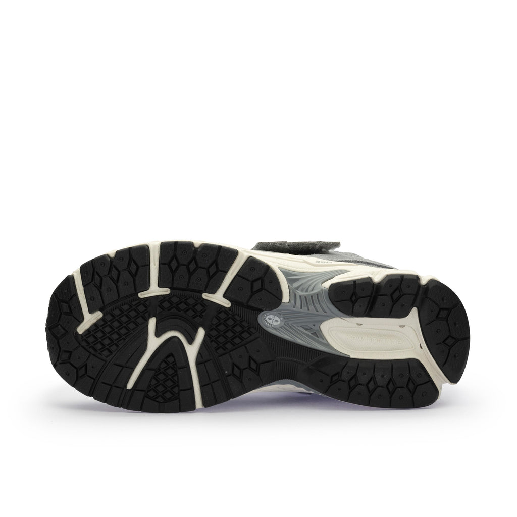 Deportiva ante gris con cordón y velcro PV2002ST New Balance - PV2002ST-121-4.jpg