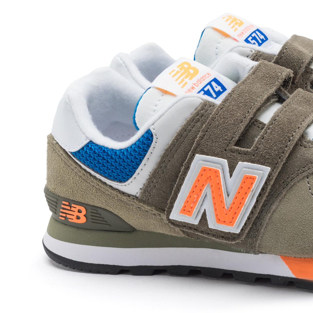 Deportiva kaki/azulón PV574LA1 New Balance