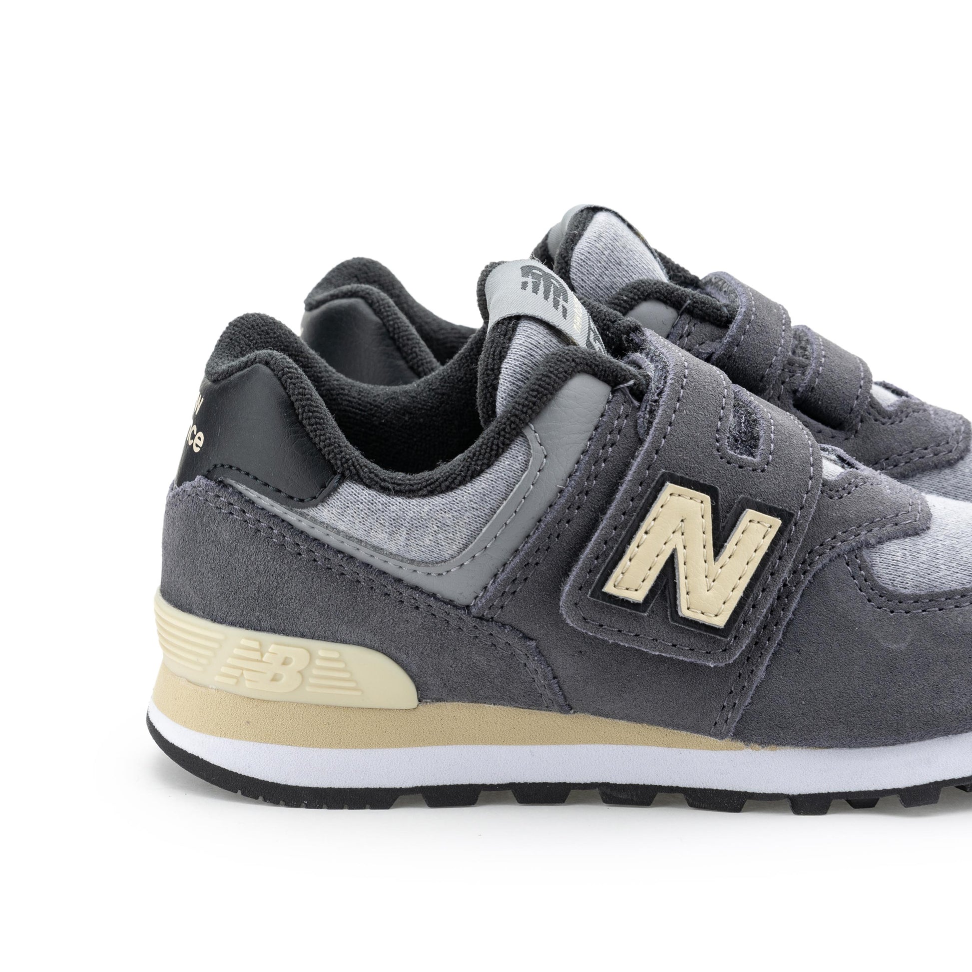 Deportiva gris/beige con velcro PV574LGG de New Balance - PV574LGG-261-5.jpg