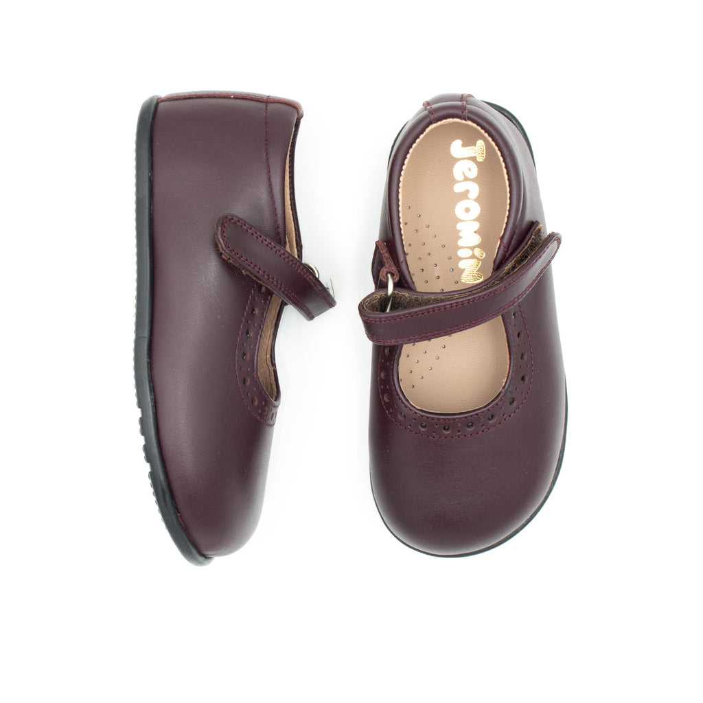 Mercedita barefoot burdeos R246 Jeromín