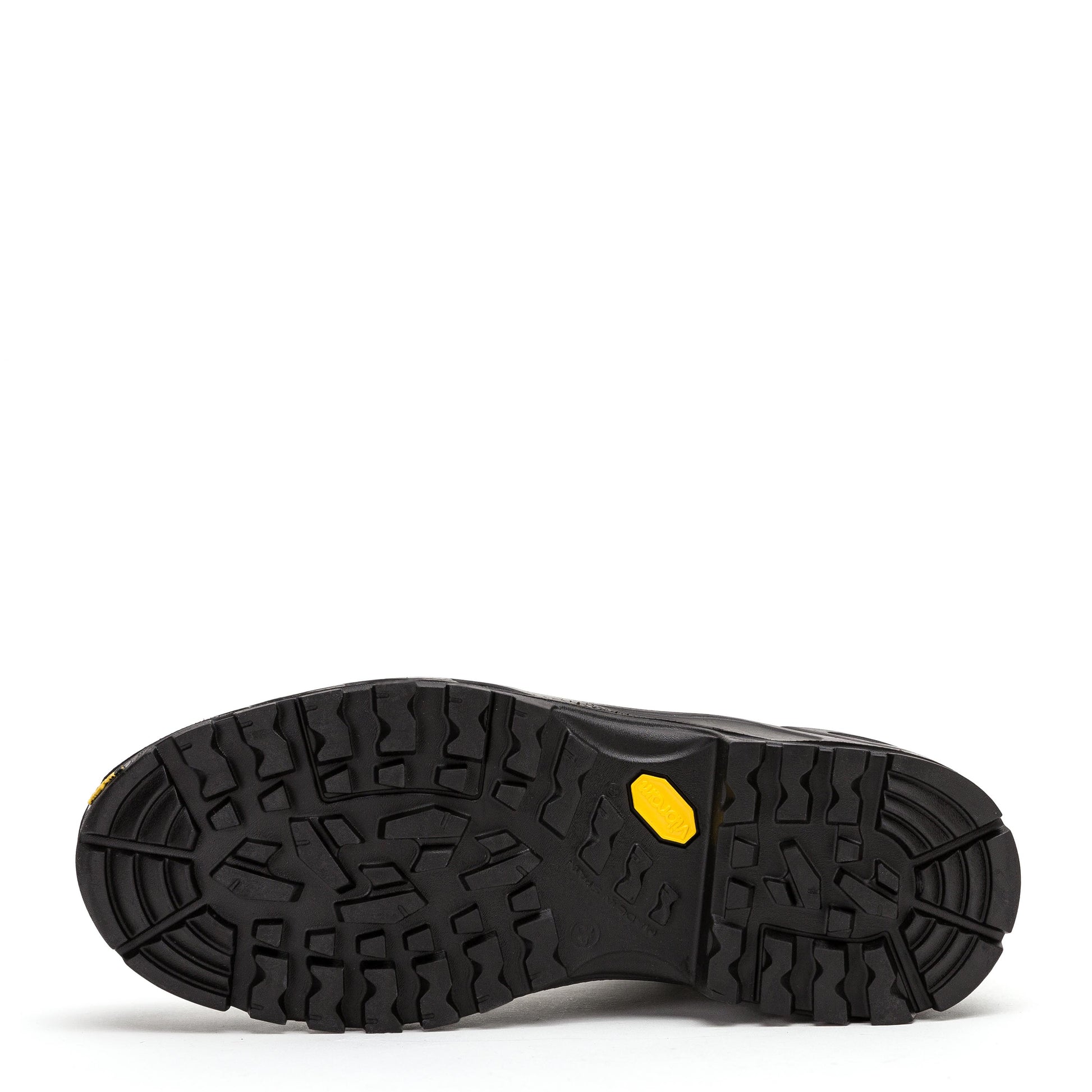 Bota serraje marrón con cordón REFUGIO de Chiruca - REFUGIO-26-4.jpg