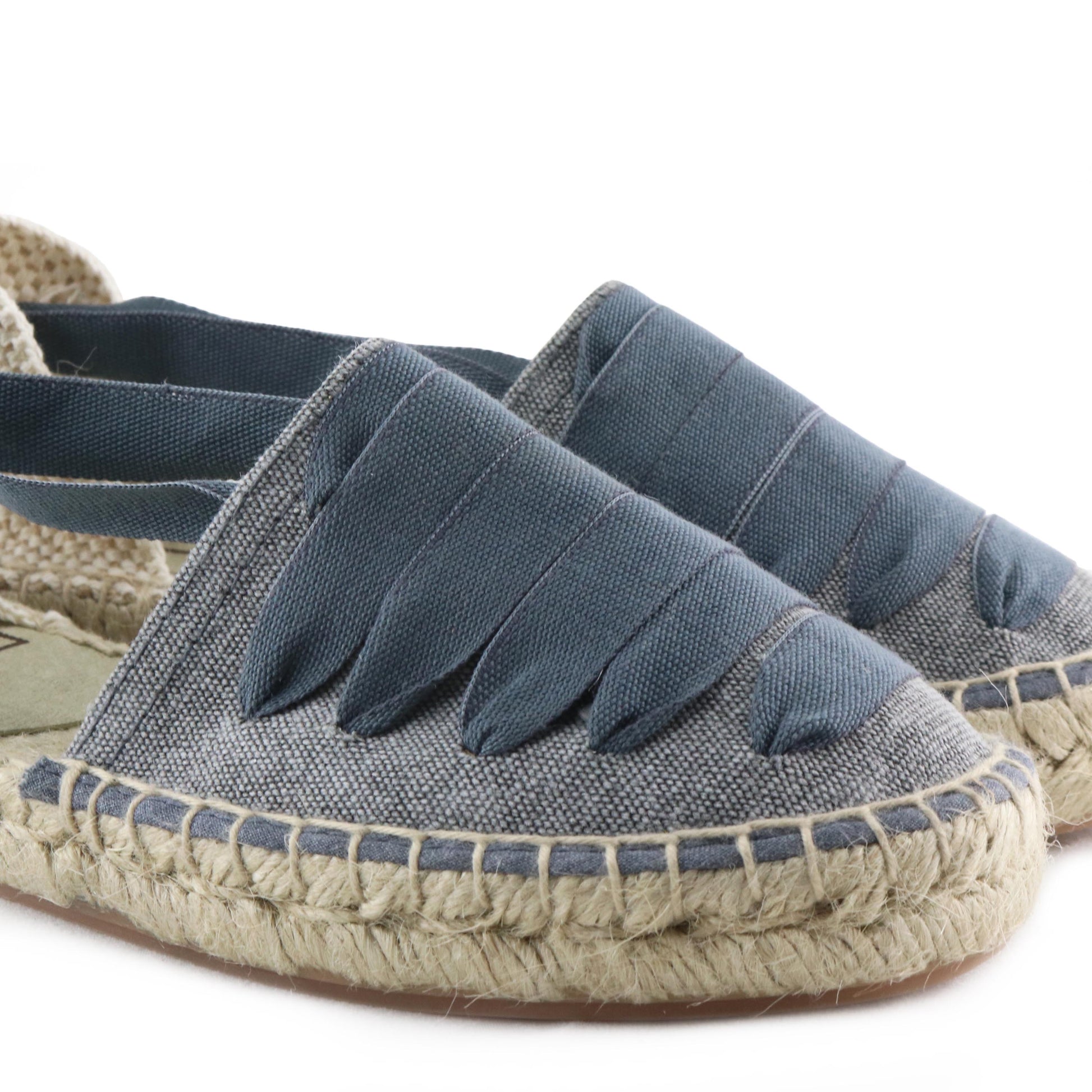 Alpargata cerrada gris lavado de cintas REGIONAL Pepa&Cris - REGIONAL-131-5.jpg