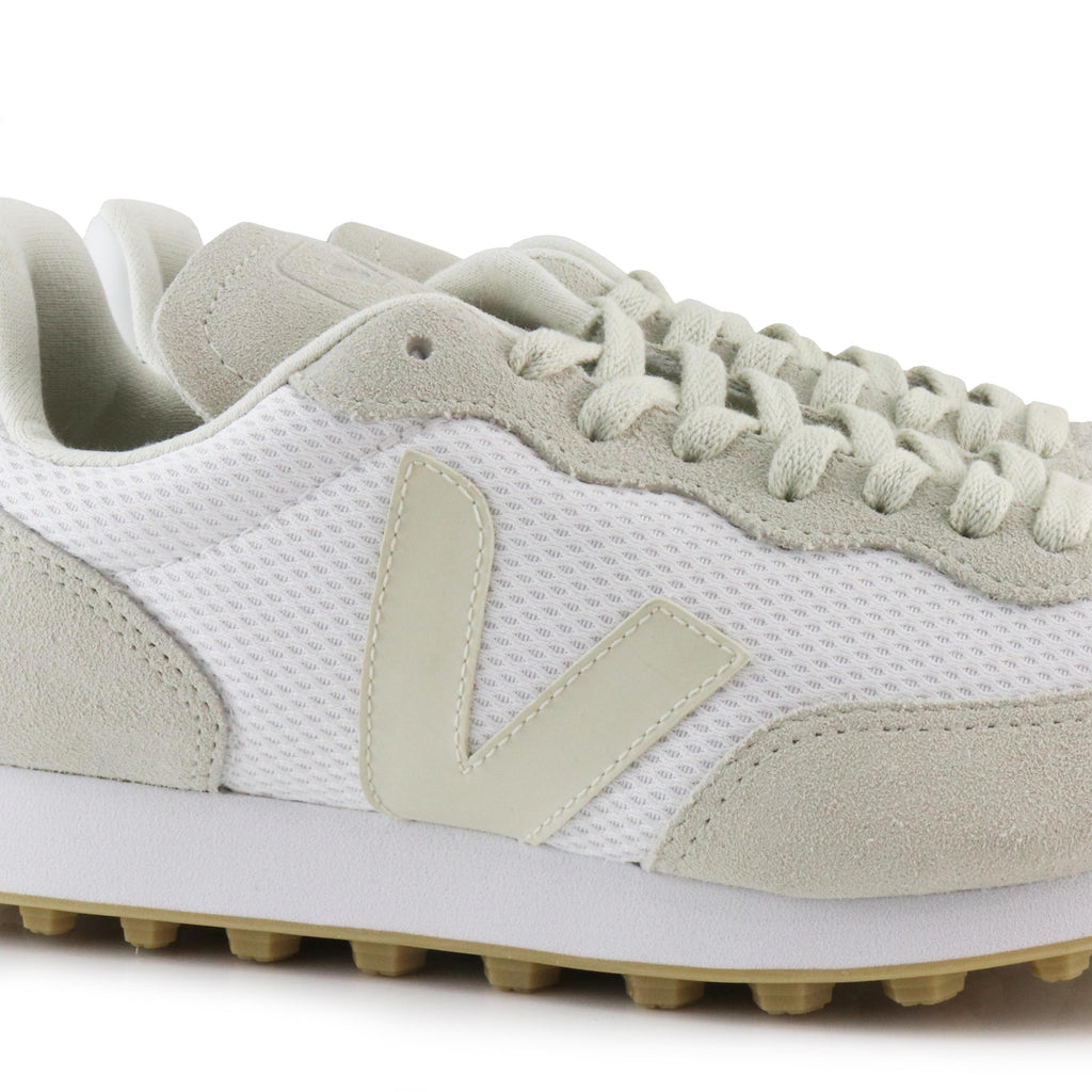 Deportiva natural con cordón RIOBRANCO de Veja - RIOBRANCO-418-5.jpg
